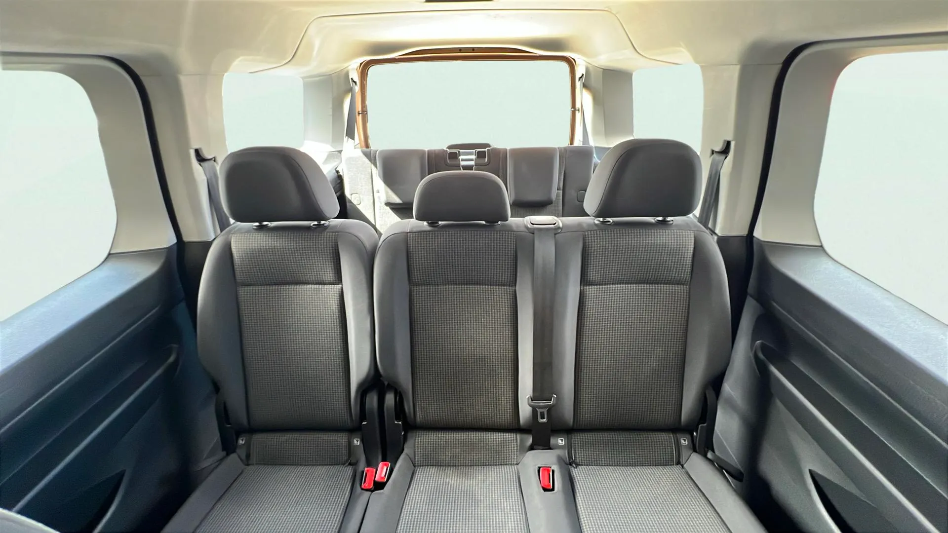 Volkswagen Caddy Maxi Origin 2.0 TDI - foto 17