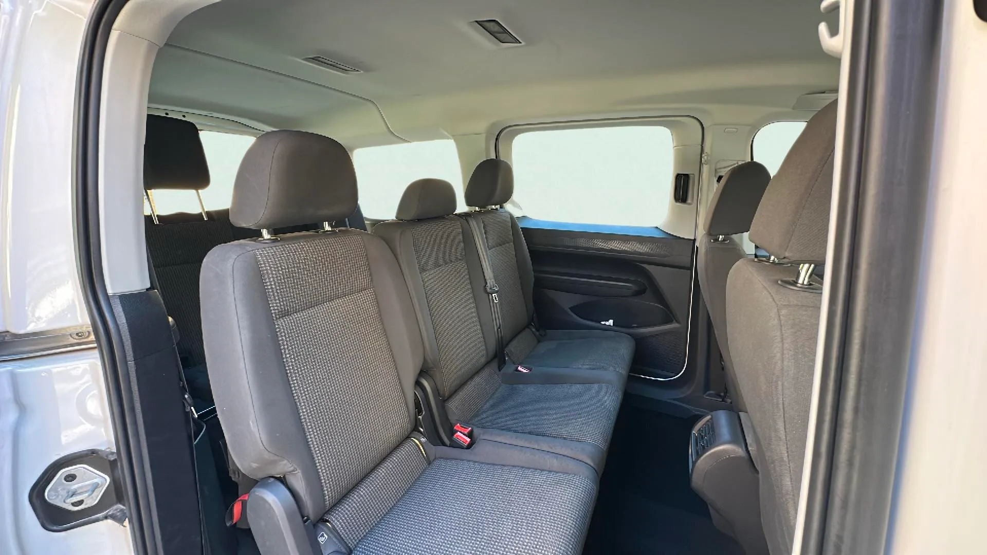 Volkswagen Caddy Maxi Origin 2.0 TDI DSG - foto 17