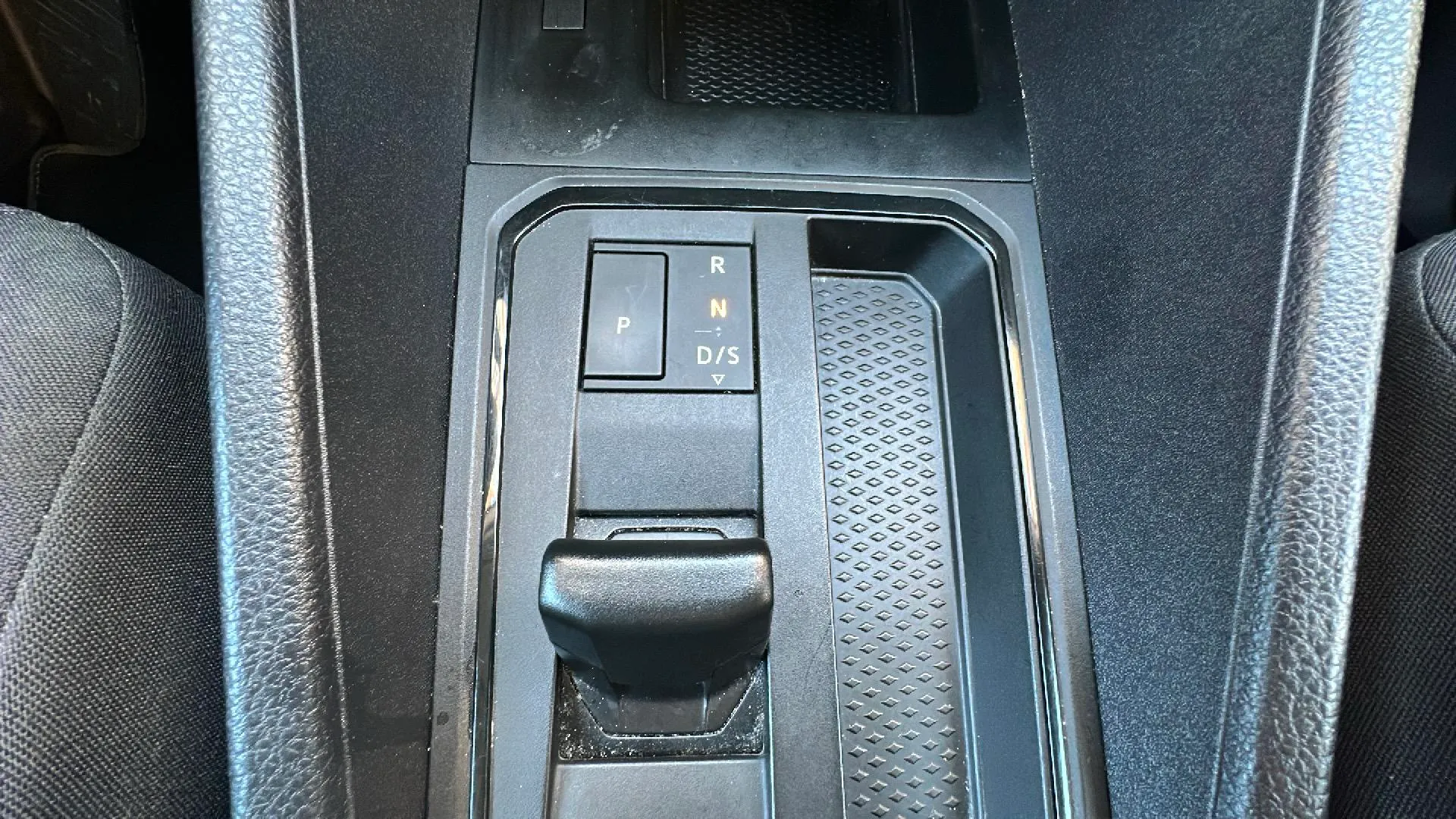 Volkswagen Caddy Maxi Origin 2.0 TDI DSG - foto 12