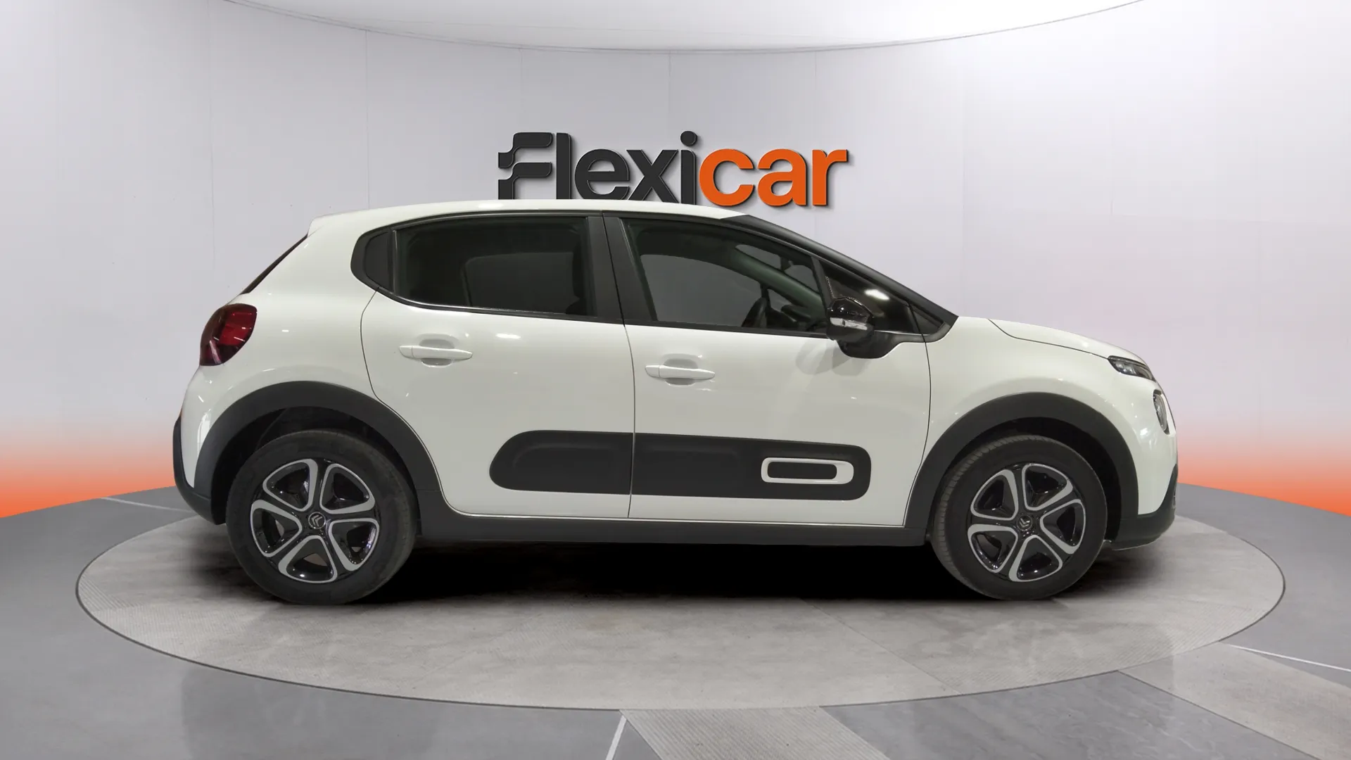 Citroën C3 PureTech Plus - foto 8