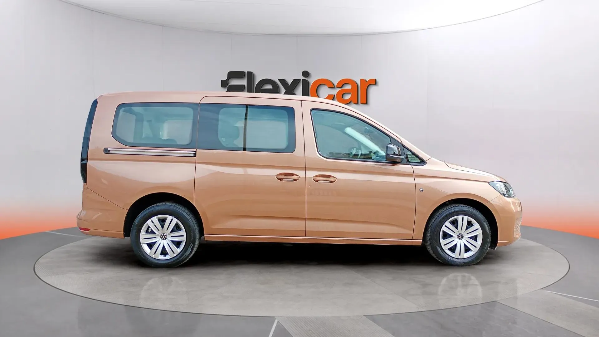 Volkswagen Caddy Maxi California 2.0 TDI DSG - foto 2