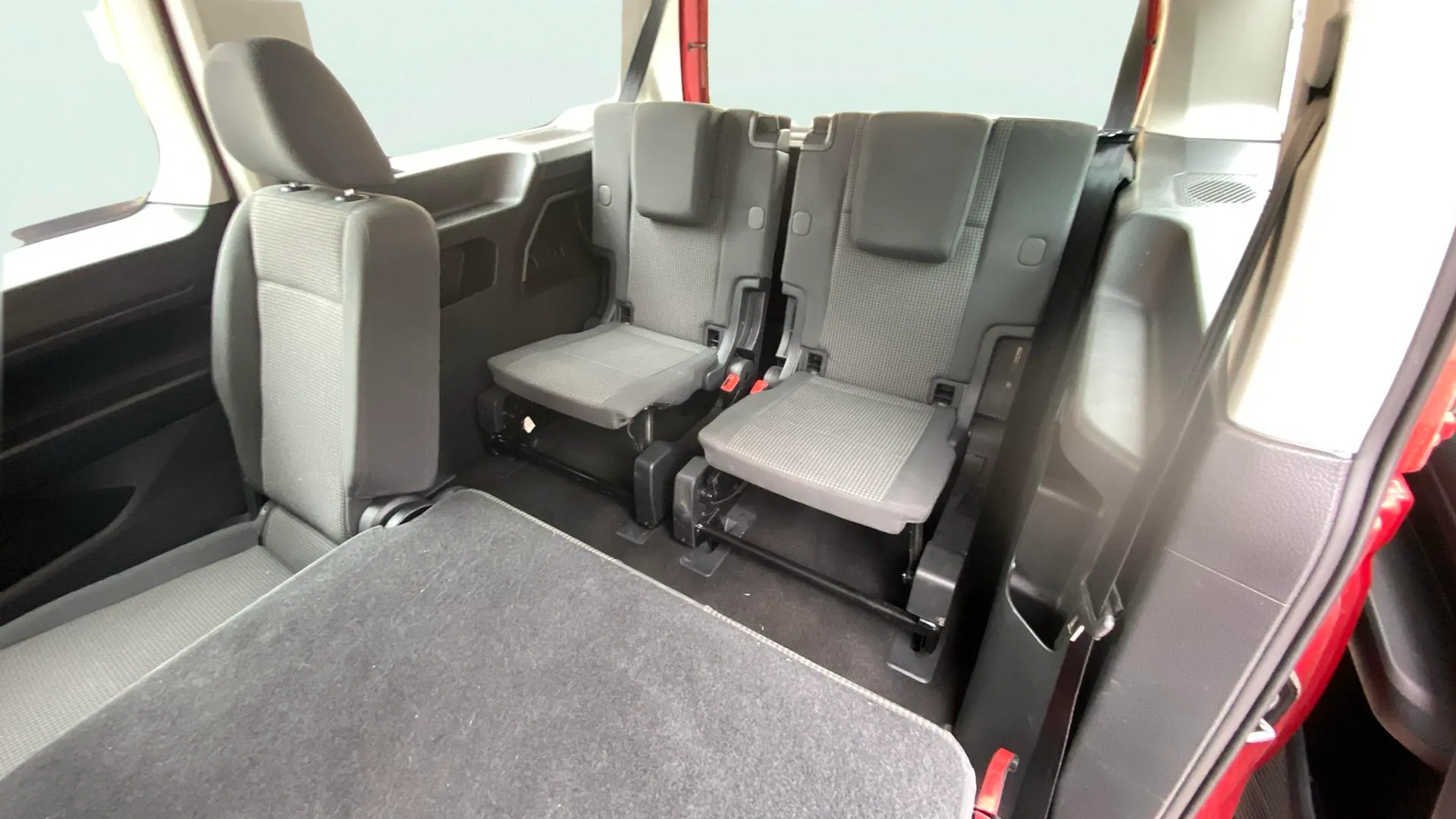 Volkswagen Caddy Maxi Origin 2.0 TDI DSG - foto 18