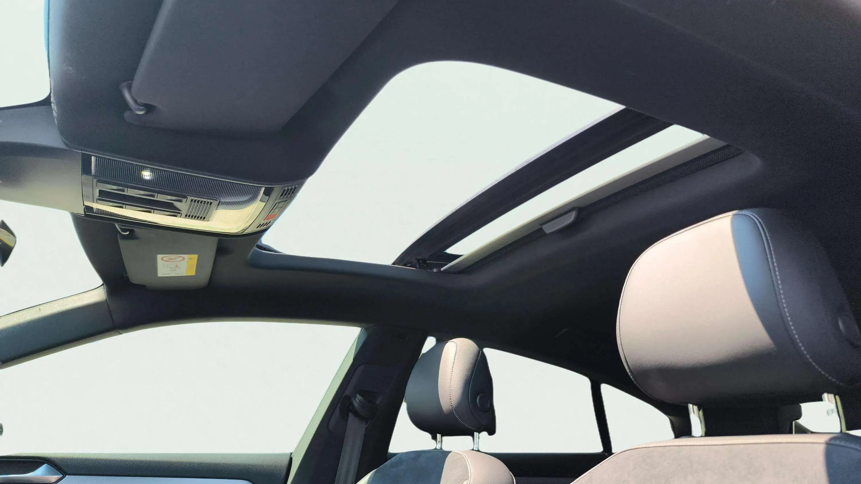 Volkswagen Arteon R-Line 2.0 TDI DSG - foto 23