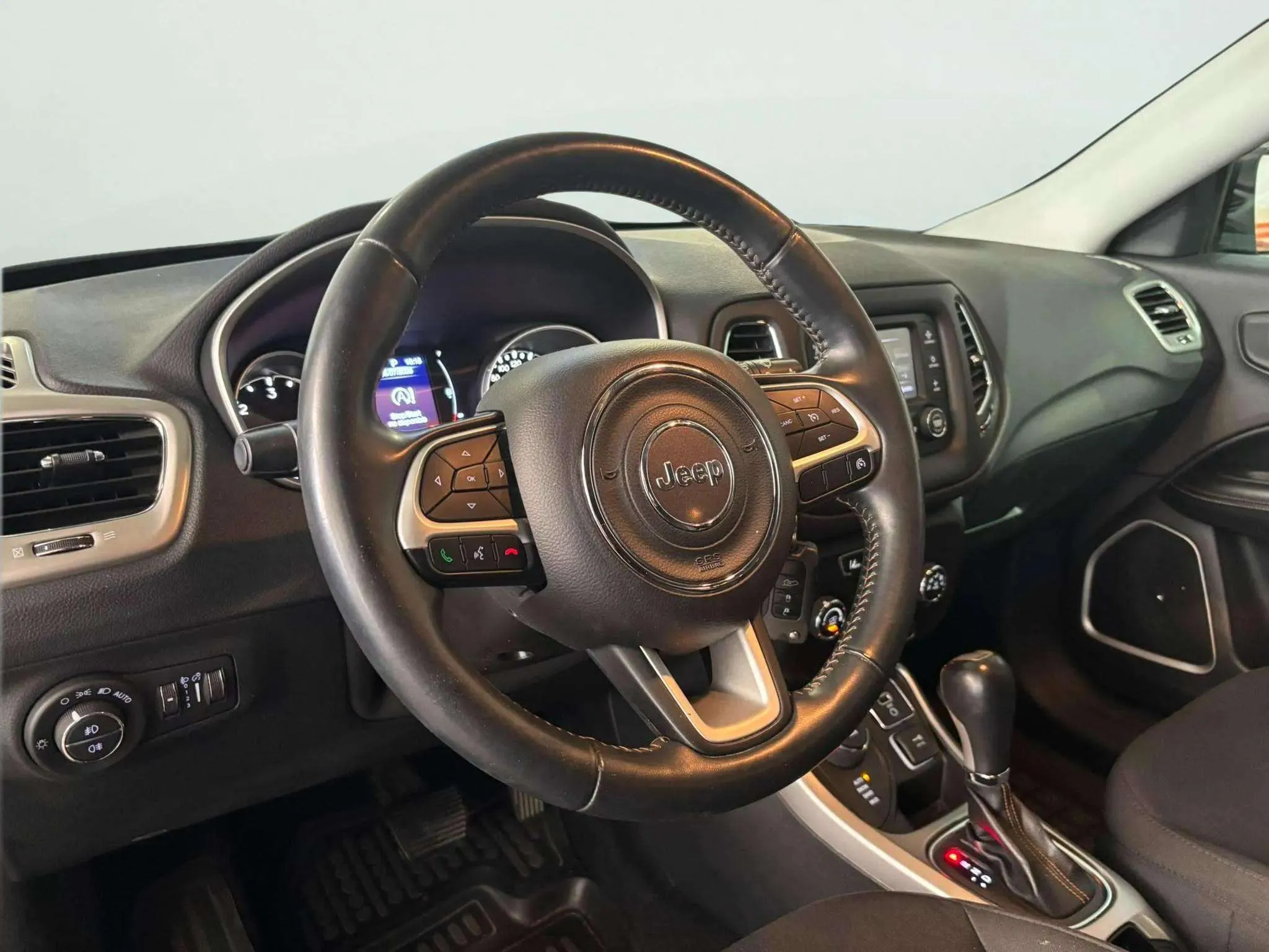 Jeep Compass 2.0 Mjet Longitude 4x4 AD - foto 7