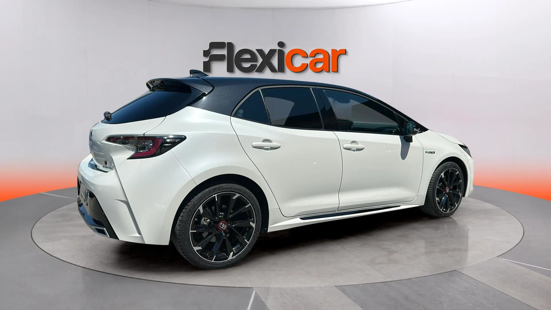 Toyota Corolla 2.0 180H GR-Sport E-CVT - foto 4
