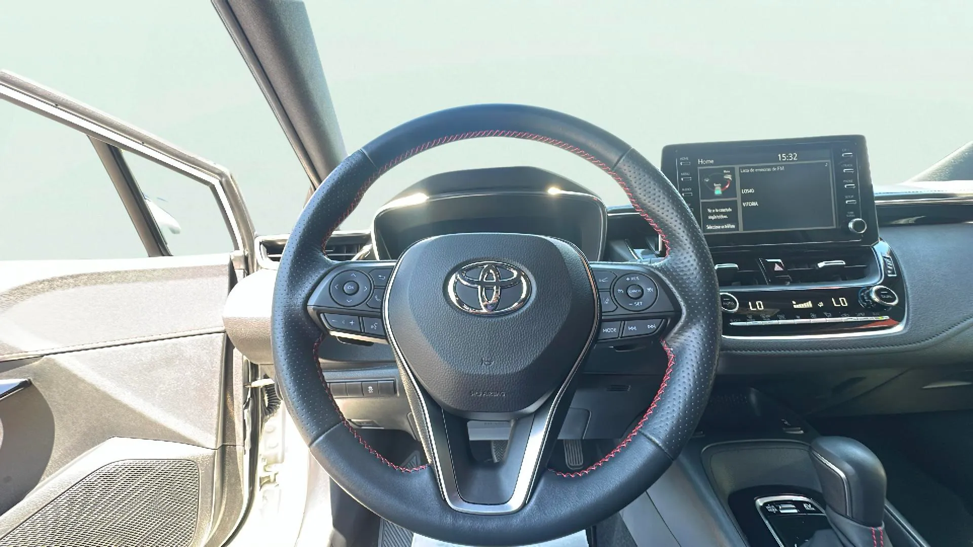 Toyota Corolla 2.0 180H GR-Sport E-CVT - foto 14