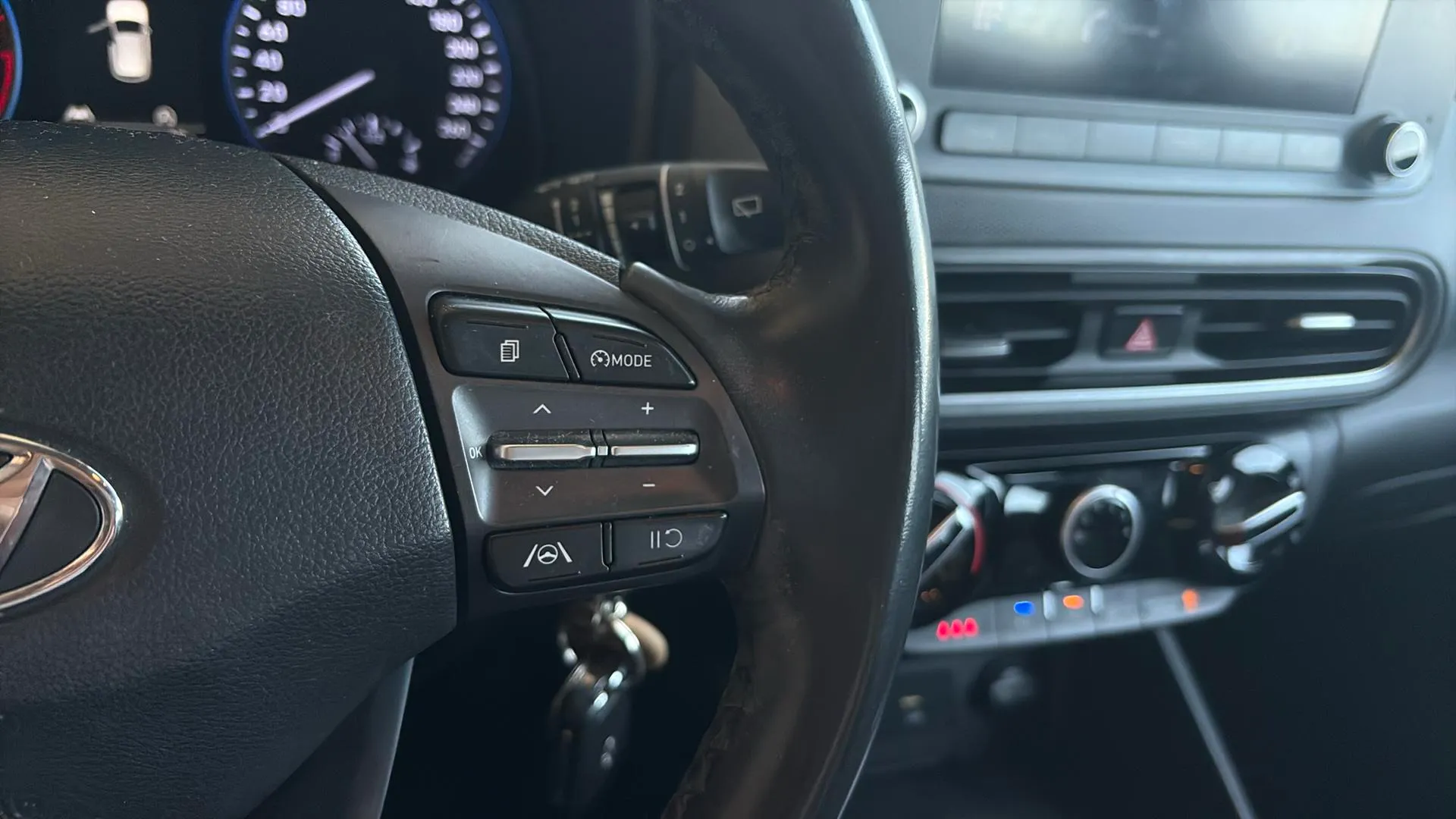 Hyundai Kona 1.0 T-GDi Essence 4x2 - foto 23