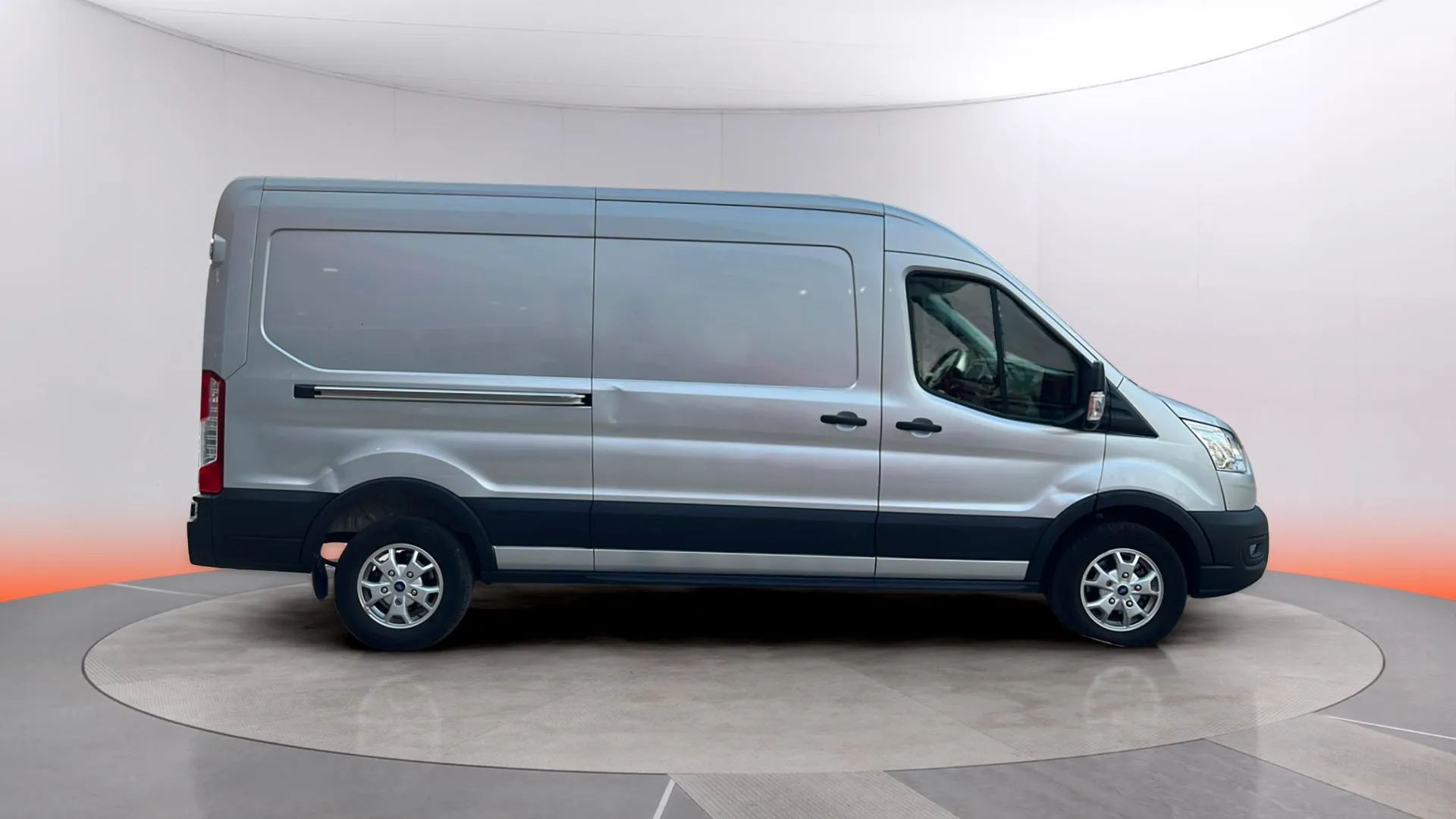 Ford Transit 310 L2H2 Van Trend FWD - foto 5