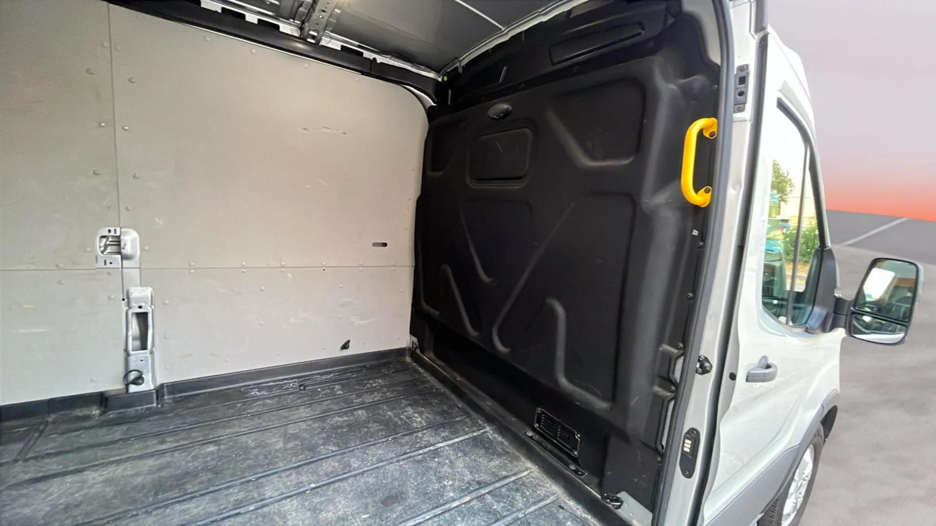 Ford Transit 310 L2H2 Van Trend FWD - foto 11