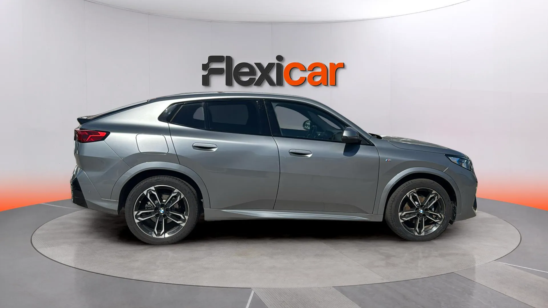 BMW X2 sDrive18d - foto 8