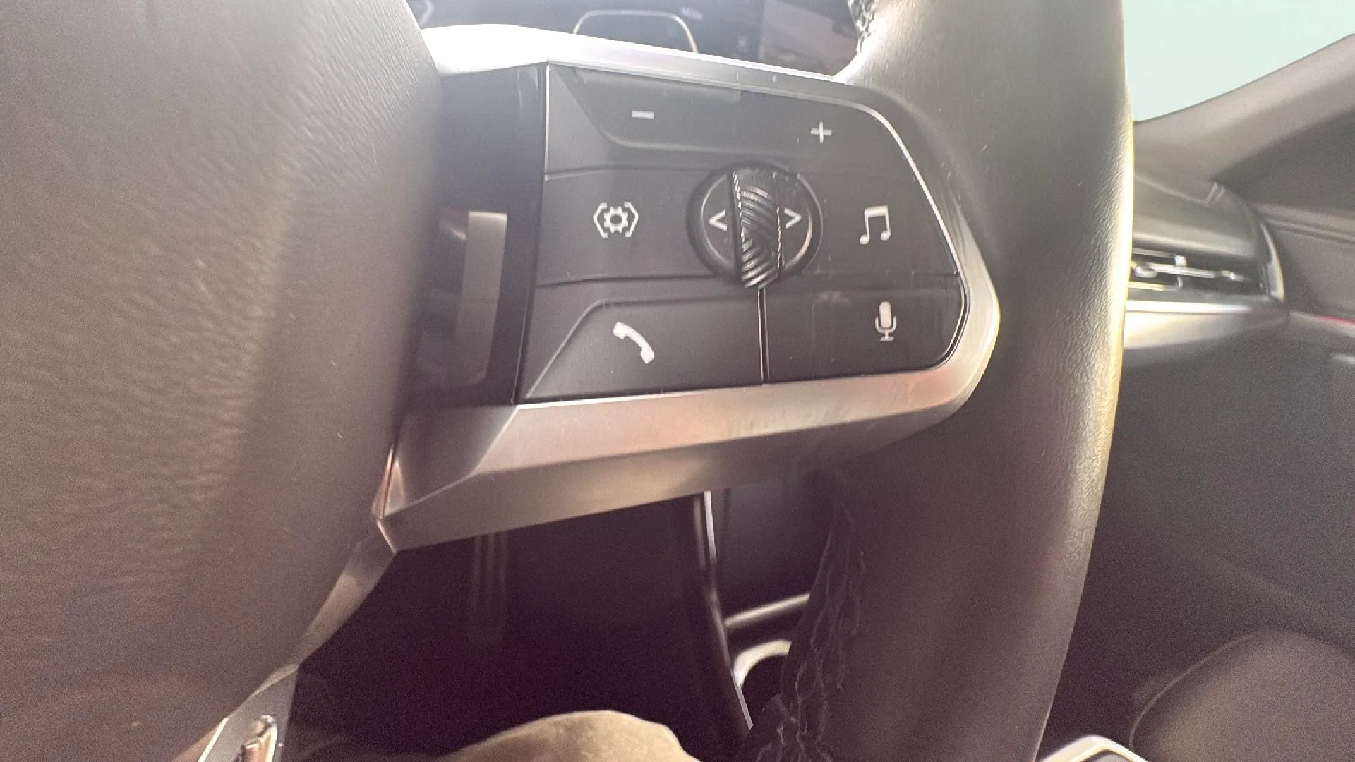 BMW X2 sDrive18d - foto 12