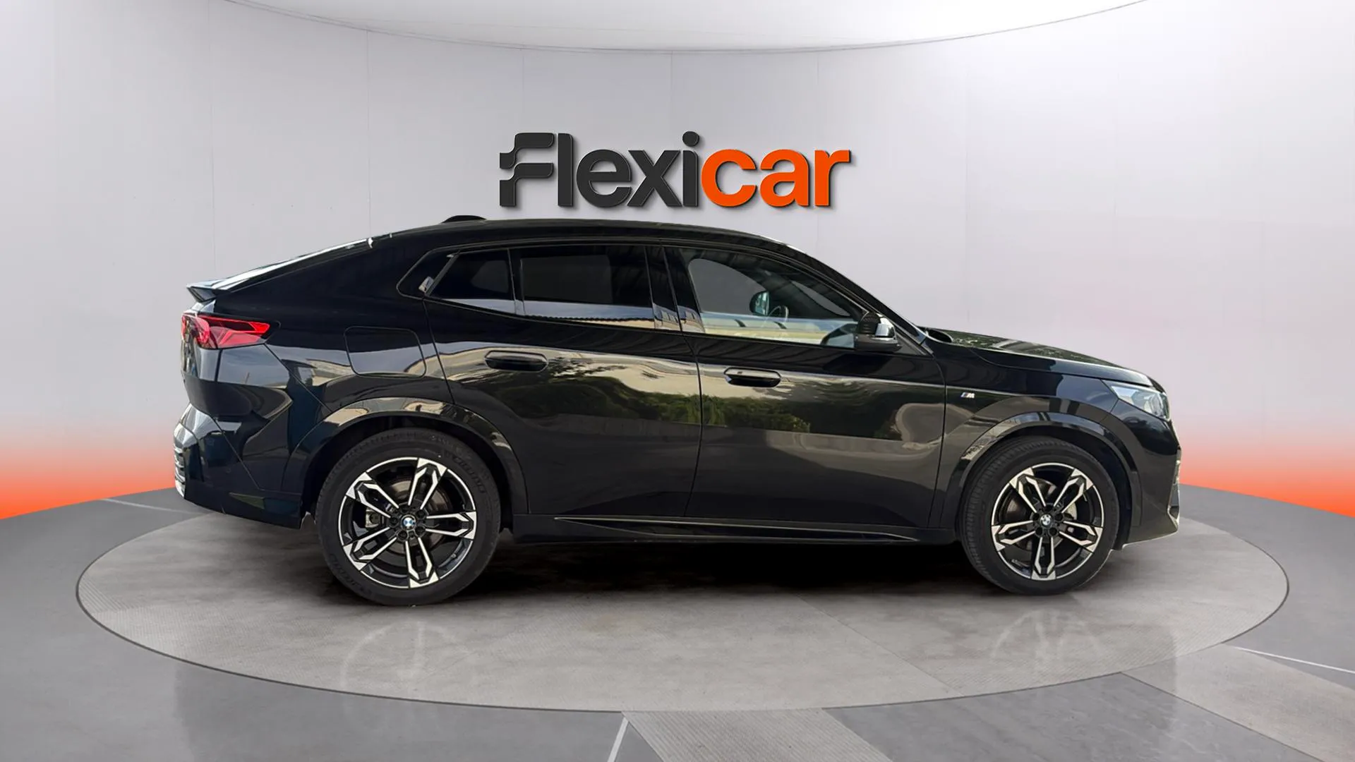 BMW X2 sDrive18d - foto 8