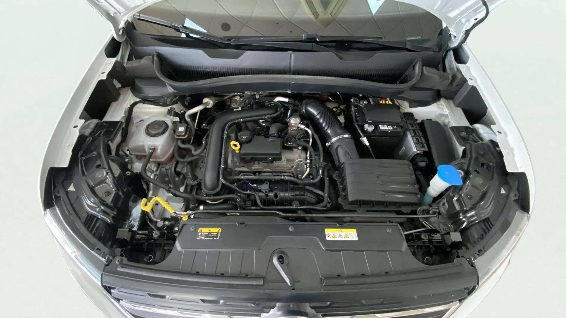 Volkswagen T-Cross Advance 1.0 TSI - foto 14