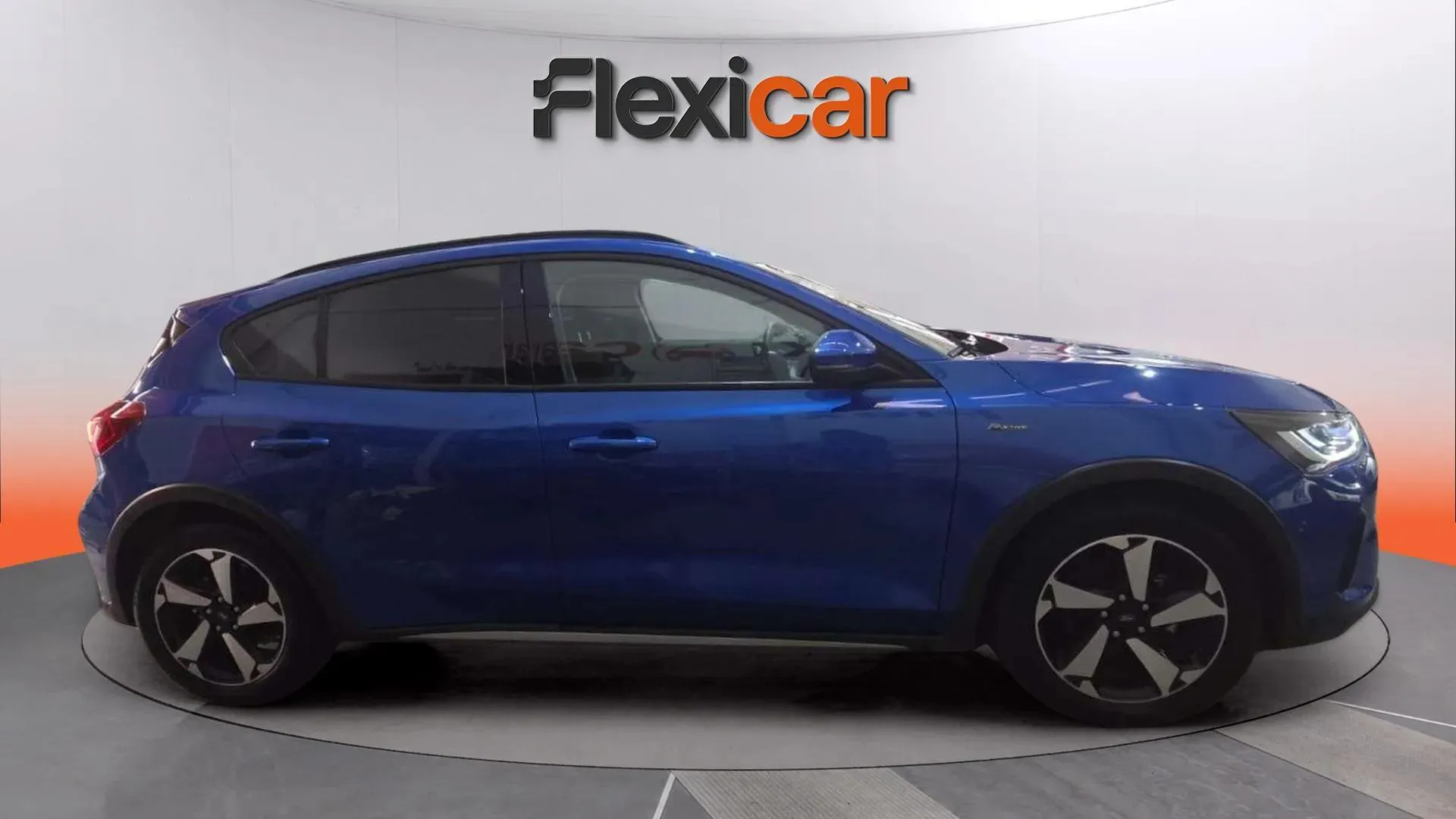 Ford Focus 1.0 EcoBoost MHEV Active - foto 2