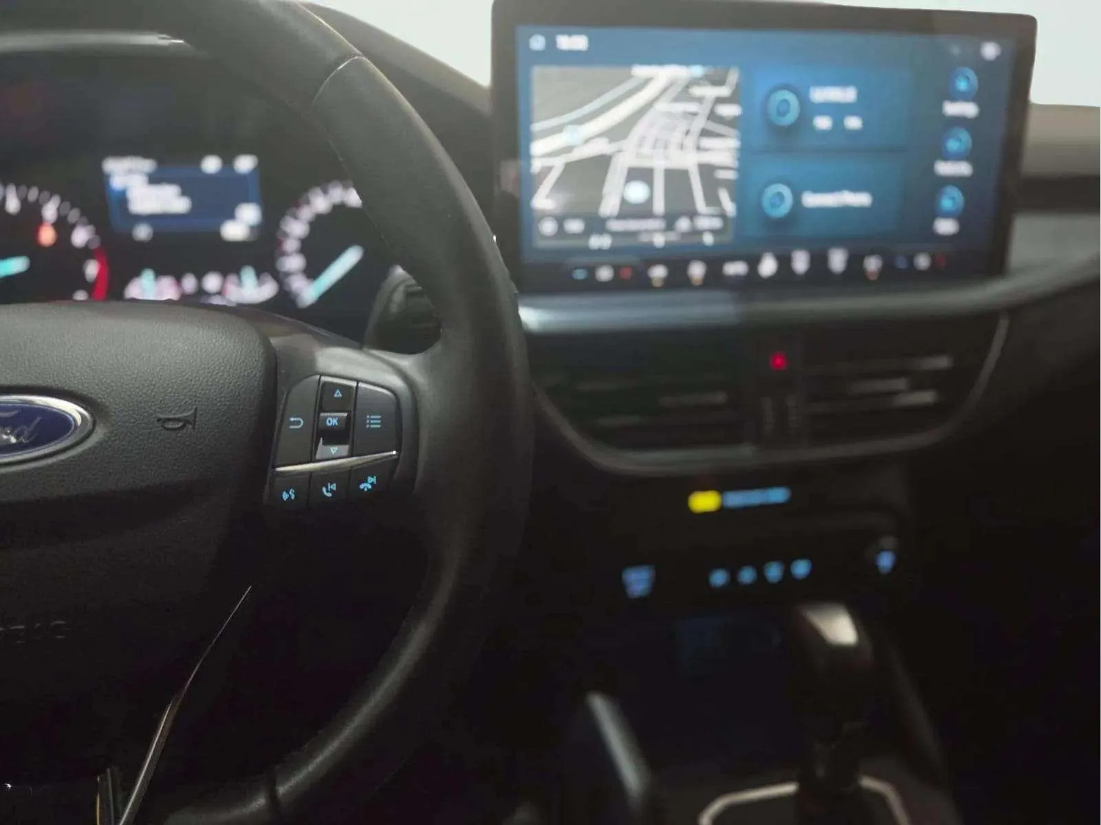 Ford Focus 1.0 EcoBoost MHEV Active - foto 19