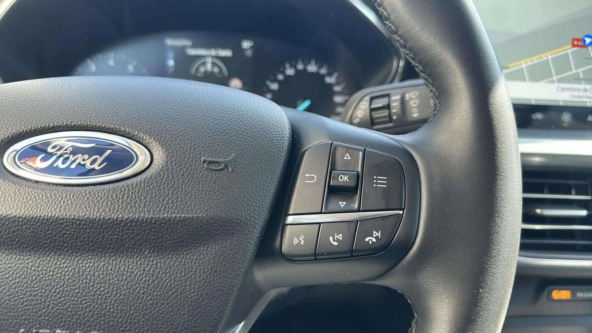 Ford Focus 1.0 EcoBoost MHEV Active - foto 14