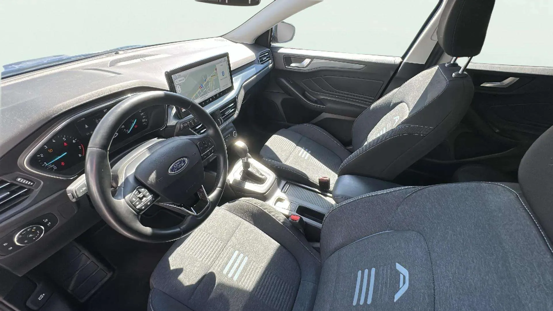 Ford Focus 1.0 EcoBoost MHEV Active - foto 9