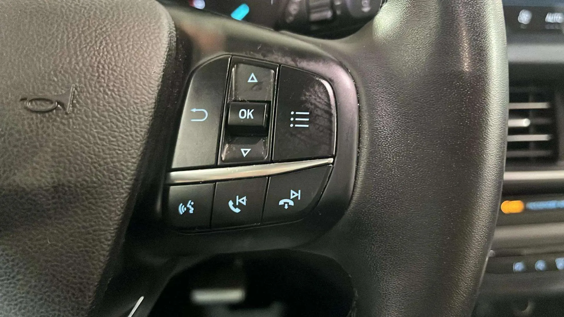 Ford Focus 1.0 EcoBoost MHEV Active Des. SIP - foto 18
