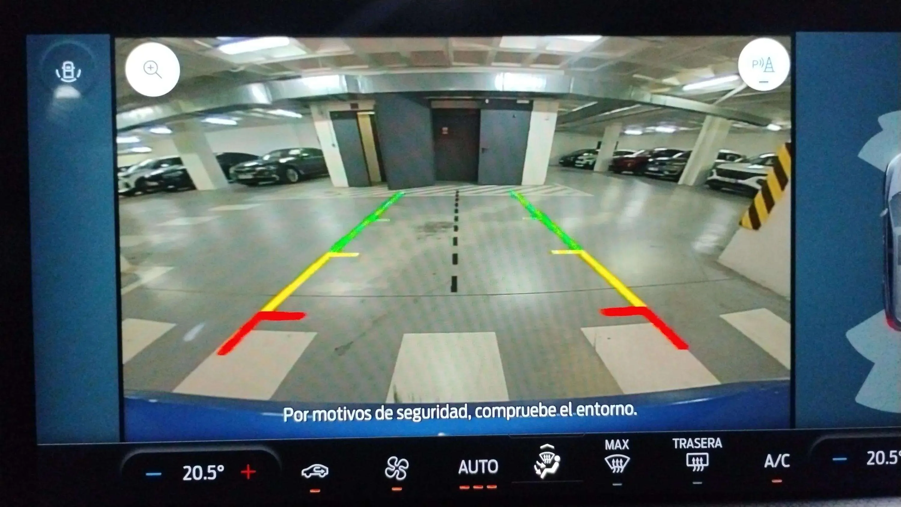 Ford Focus 1.0 EcoBoost MHEV Active - foto 19