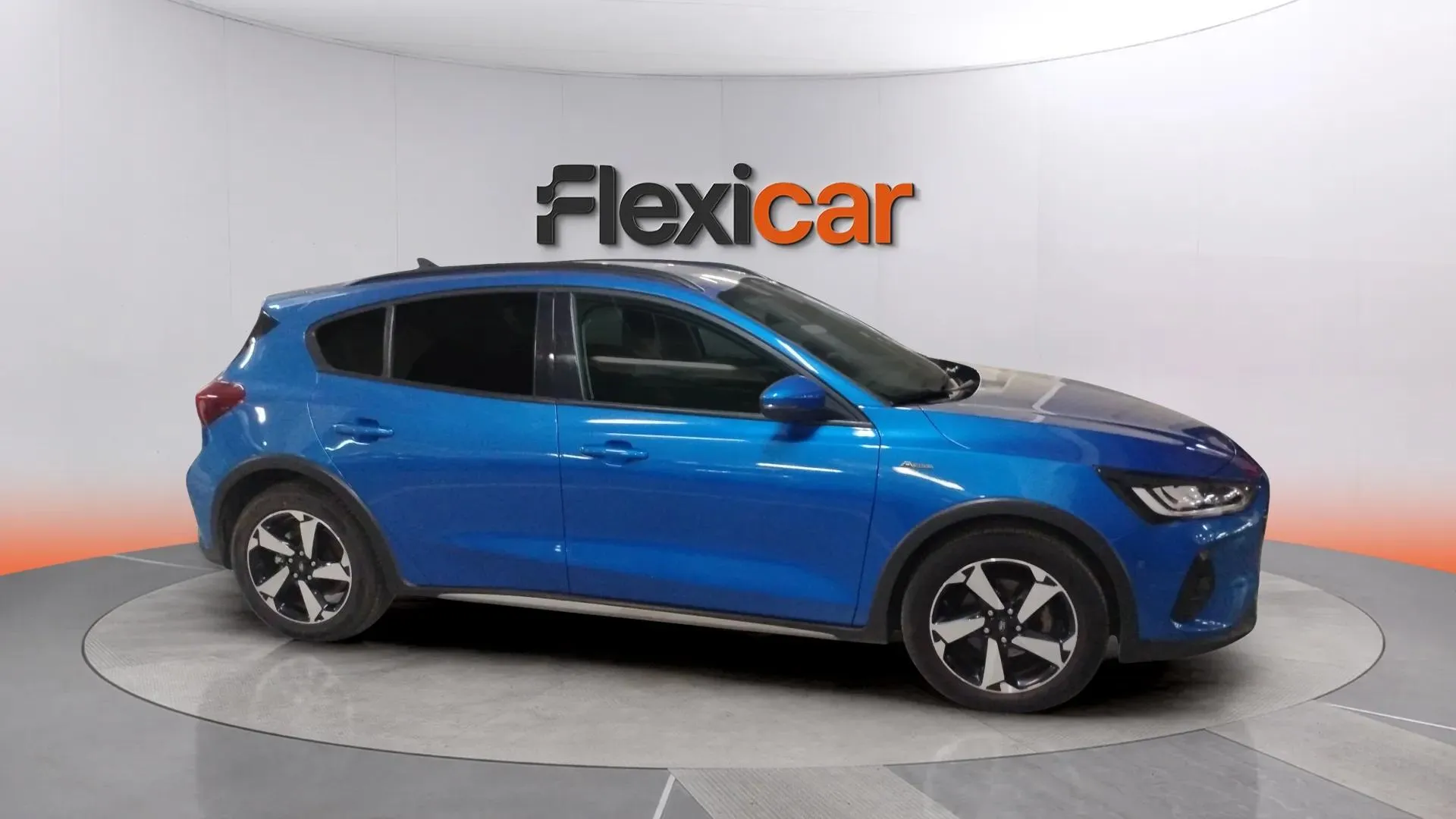 Ford Focus 1.0 EcoBoost MHEV Active - foto 3