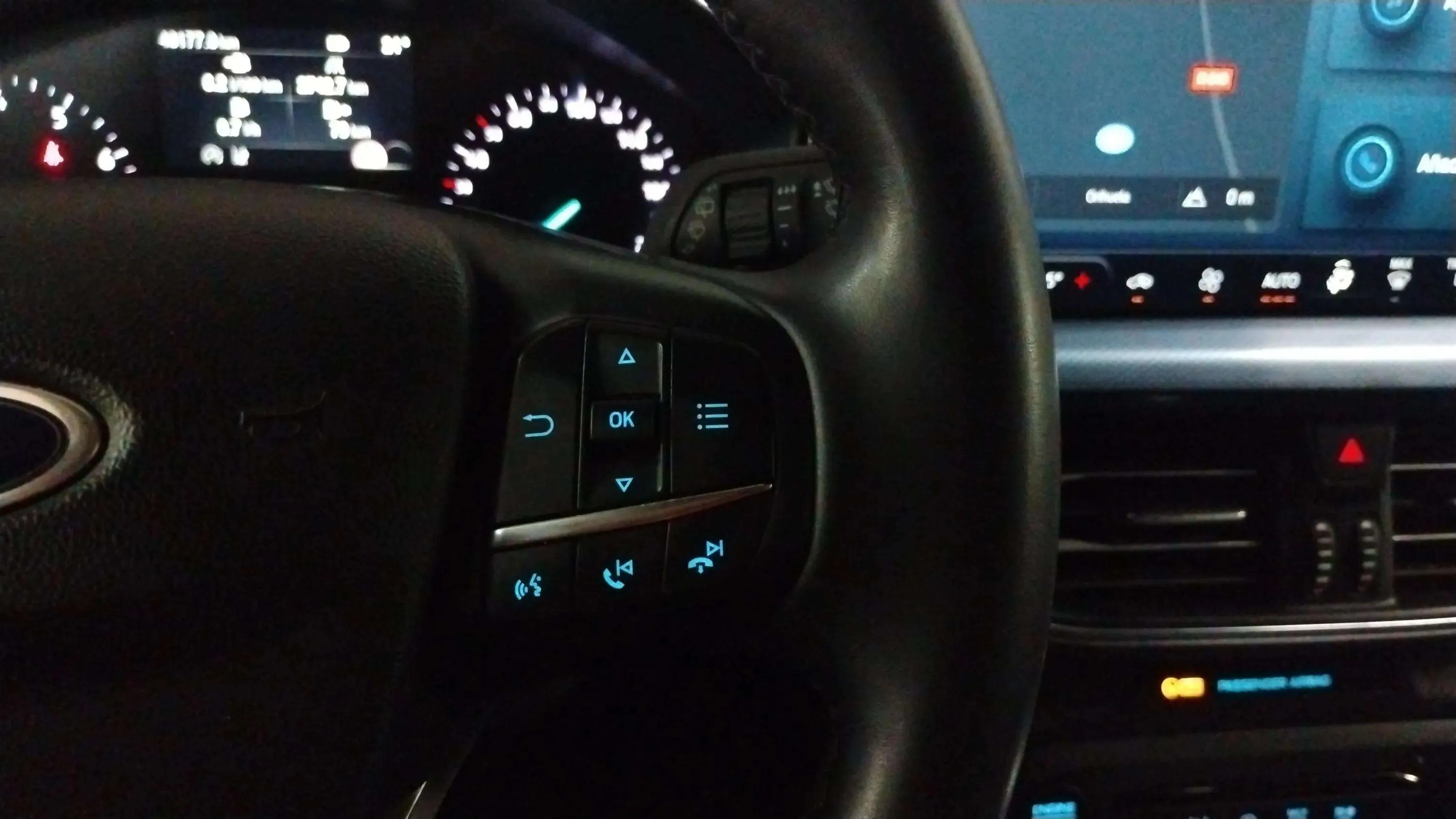 Ford Focus 1.0 EcoBoost MHEV Active - foto 21