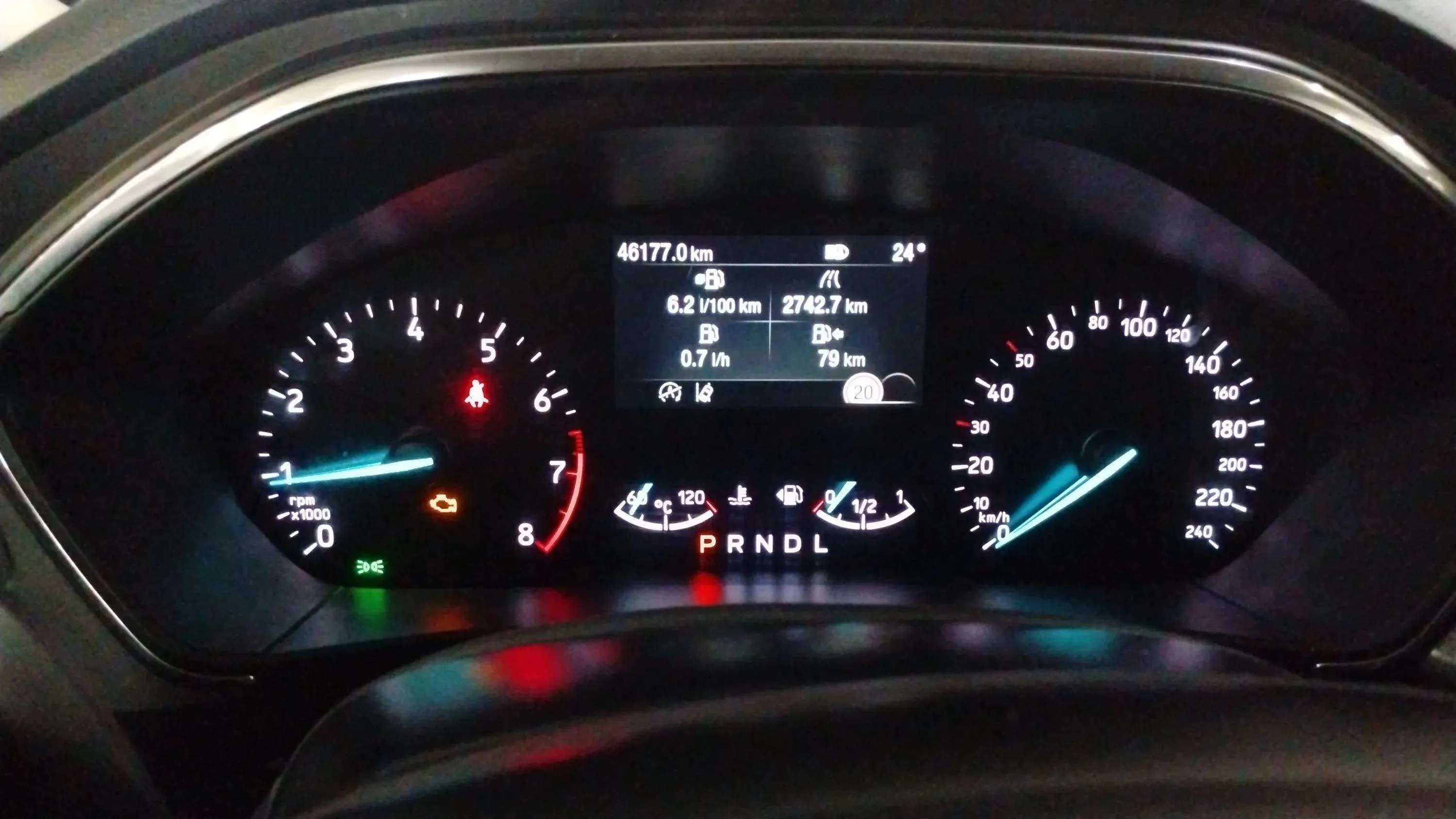 Ford Focus 1.0 EcoBoost MHEV Active - foto 17