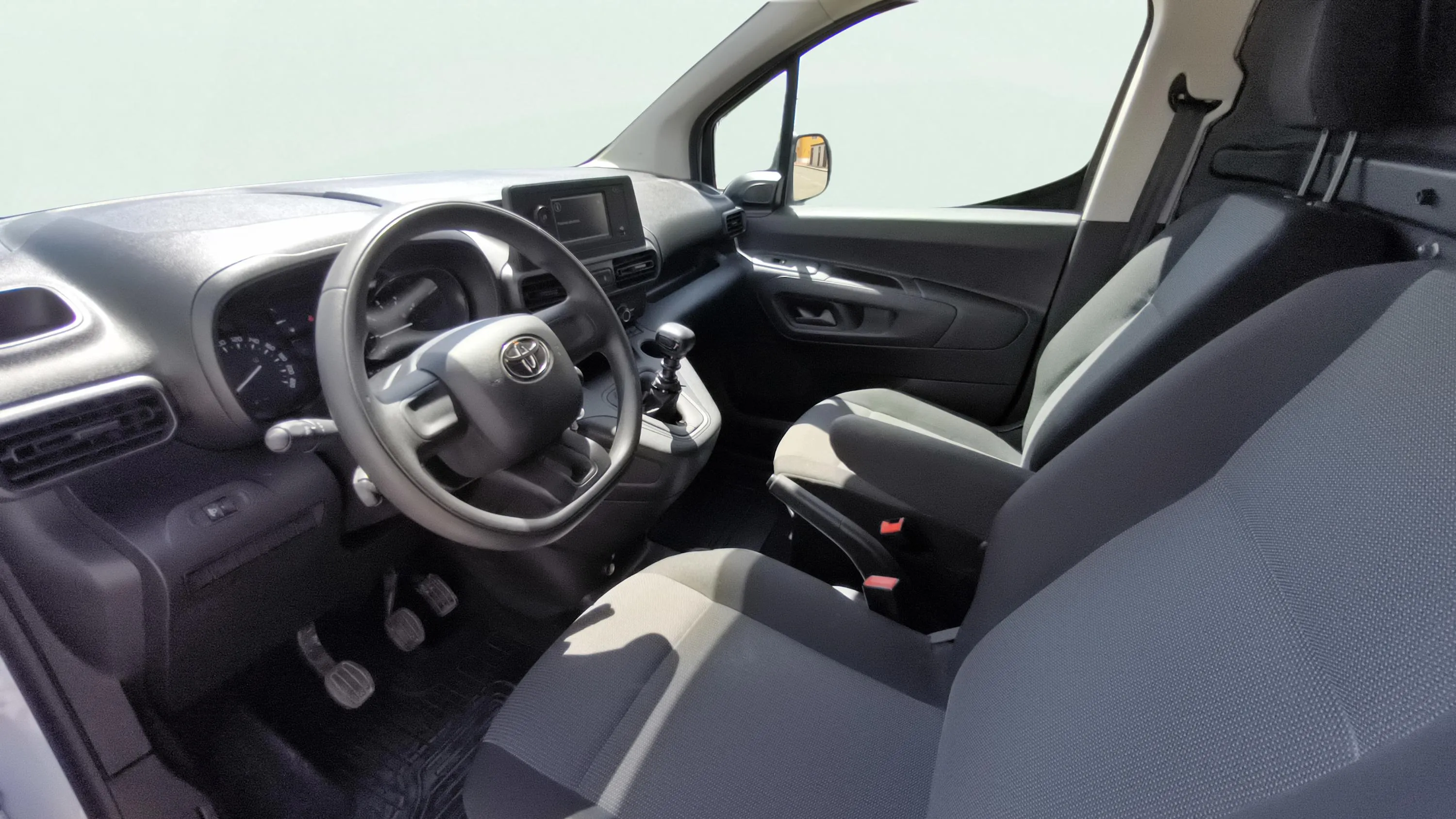 Toyota Proace City 1.5D VX L1 - foto 27