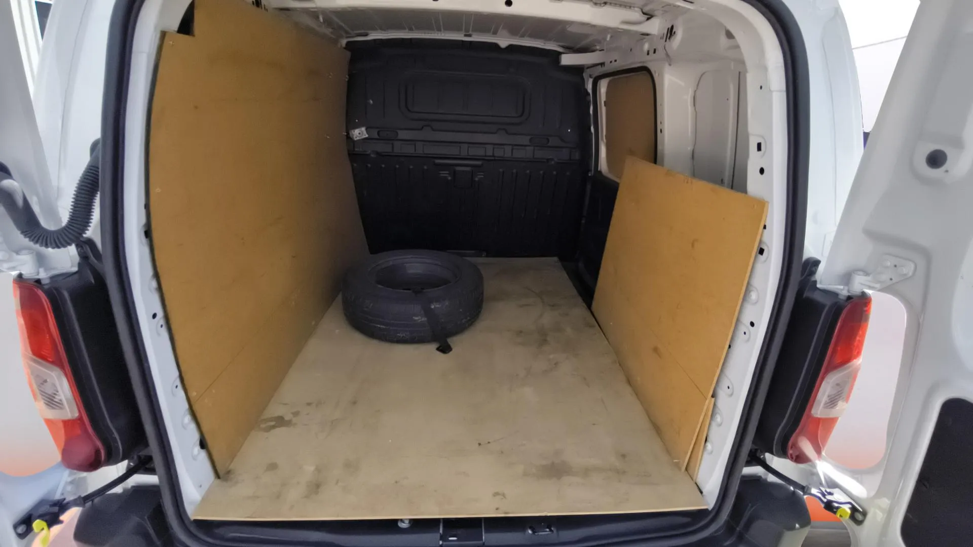 Toyota Proace City 1.5D VX L1 - foto 18