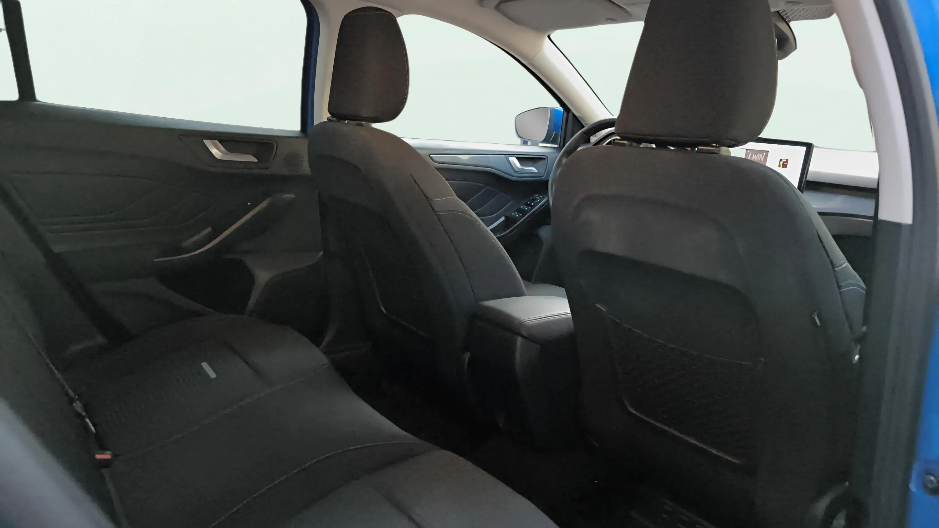 Ford Focus 1.0 EcoBoost MHEV Active - foto 15