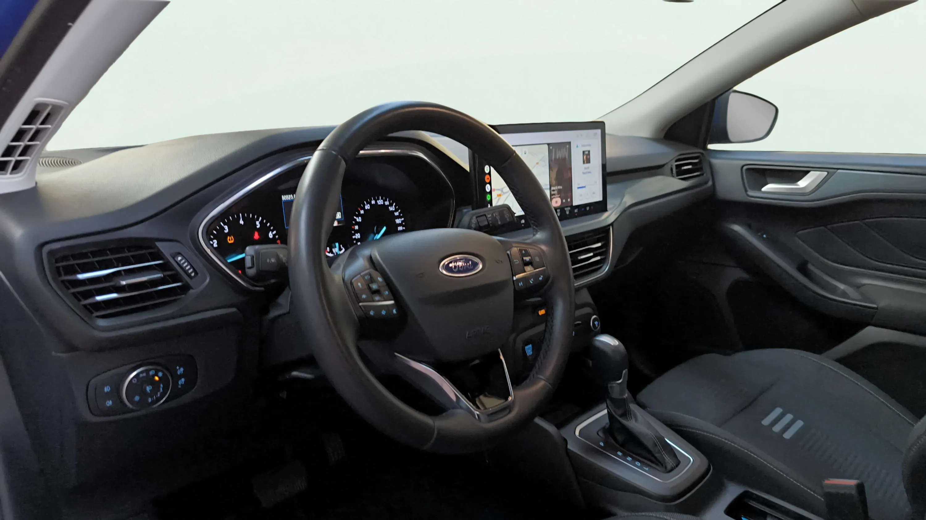 Ford Focus 1.0 EcoBoost MHEV Active - foto 30