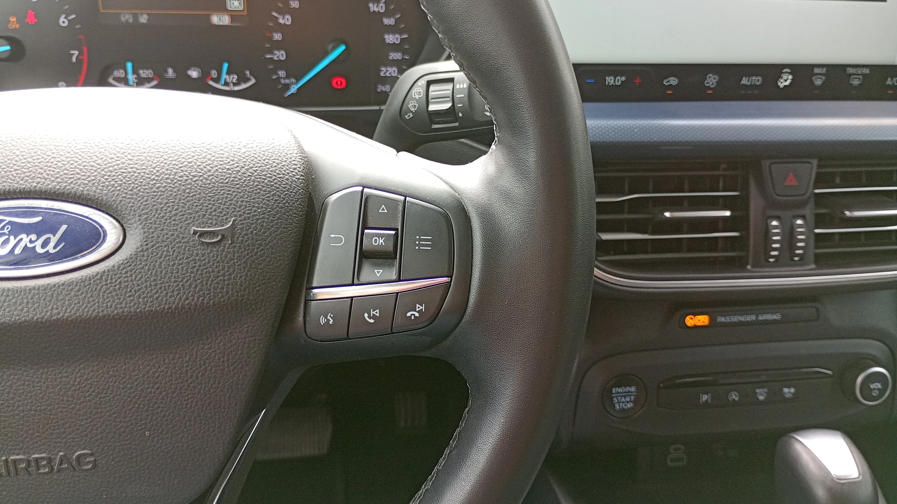 Ford Focus 1.0 EcoBoost MHEV Active Des. SIP - foto 19