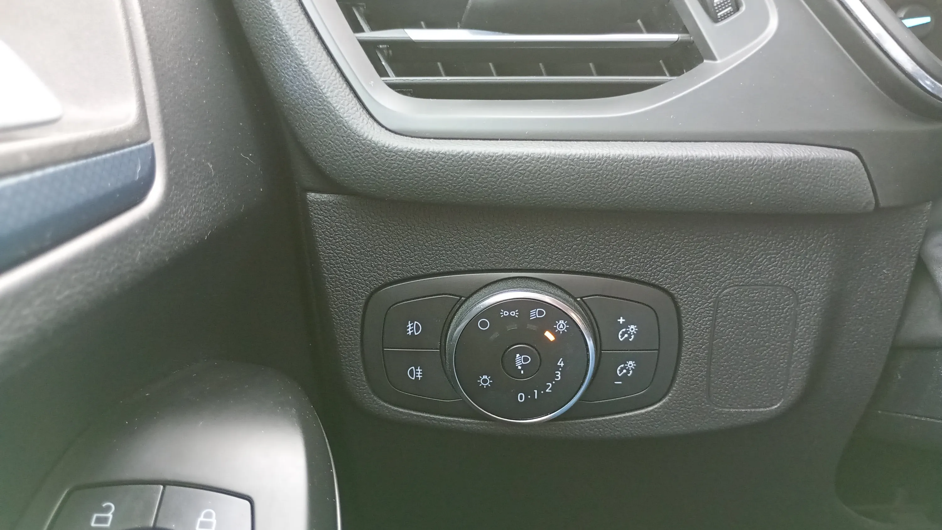 Ford Focus 1.0 EcoBoost MHEV Active Des. SIP - foto 23
