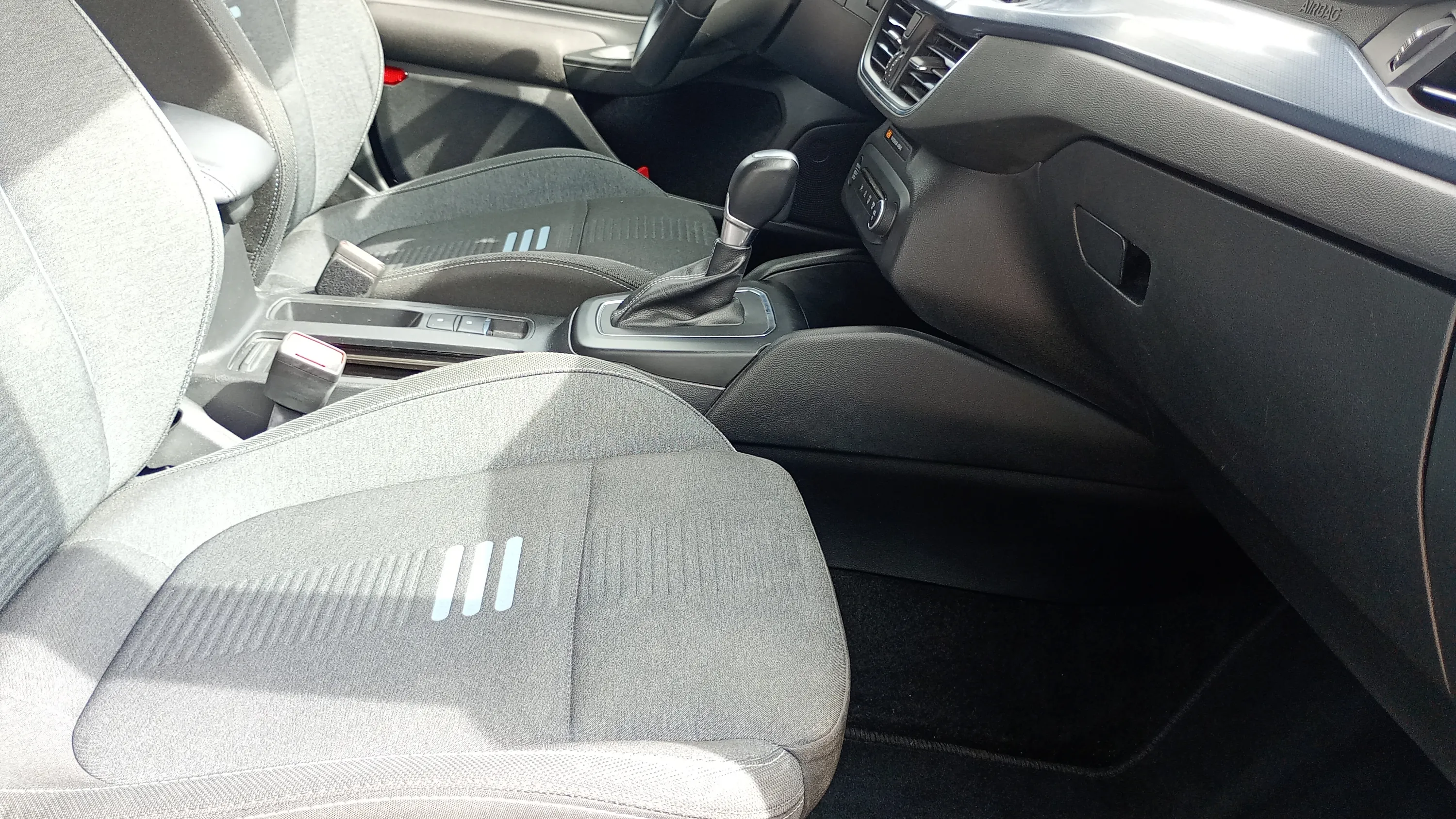 Ford Focus 1.0 EcoBoost MHEV Active Des. SIP - foto 25