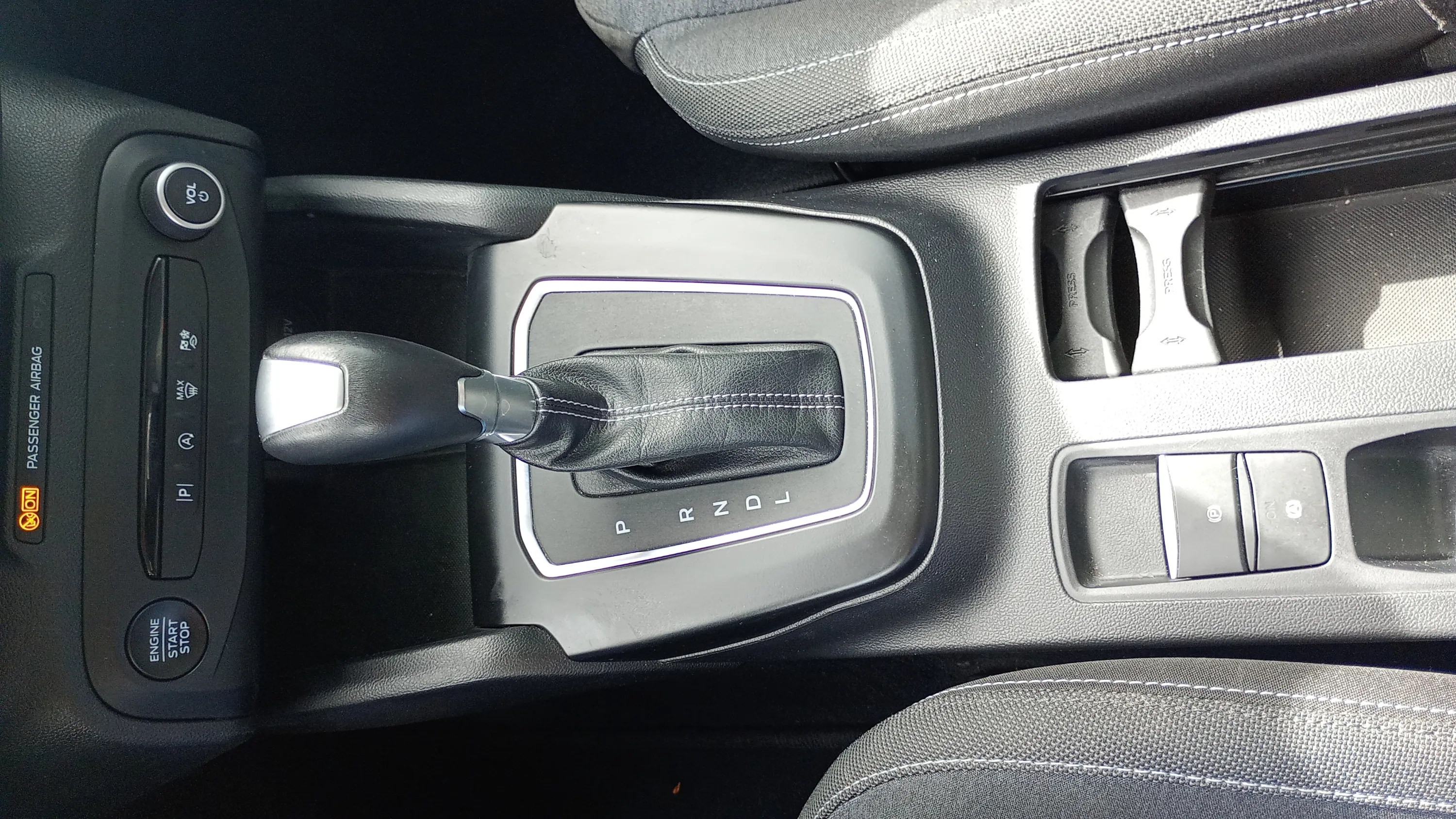 Ford Focus 1.0 EcoBoost MHEV Active Des. SIP - foto 21