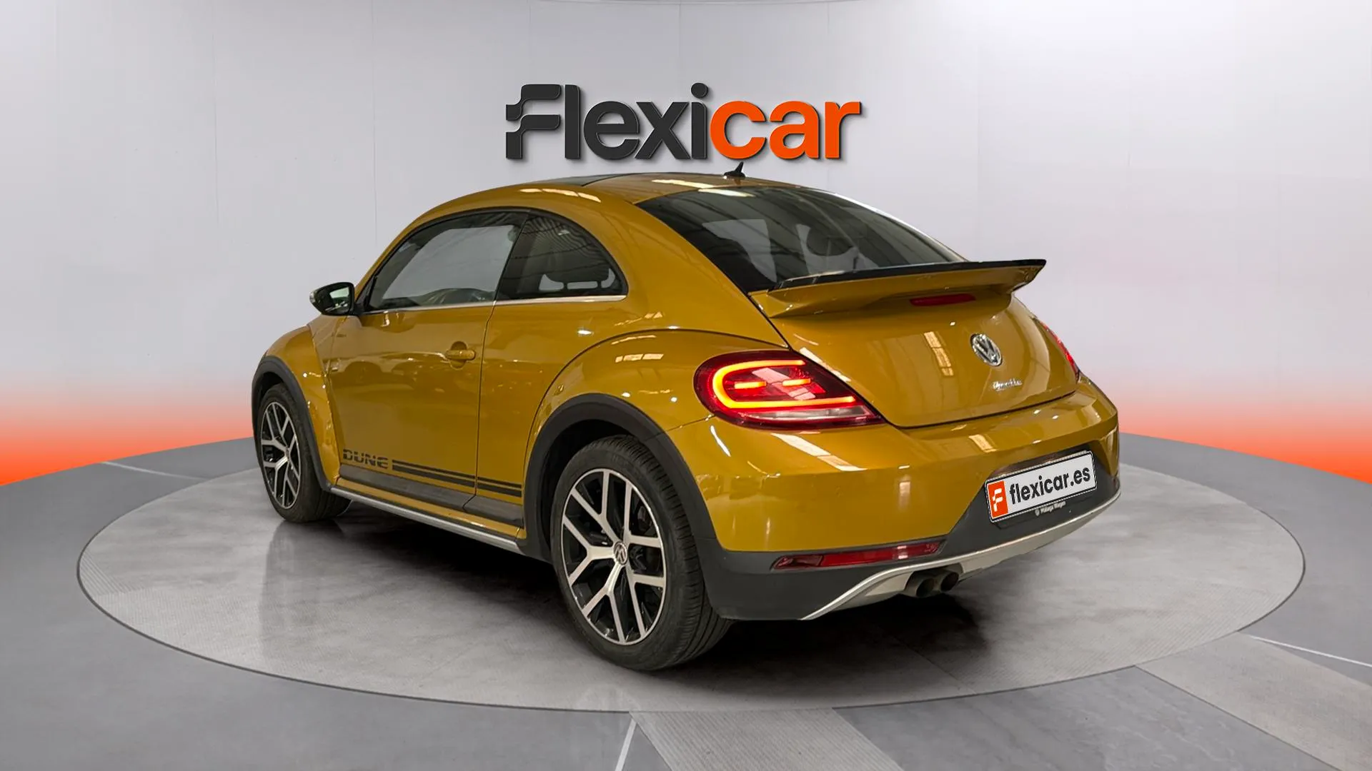 Volkswagen Beetle R-Line 1.4 TSI DSG - foto 5