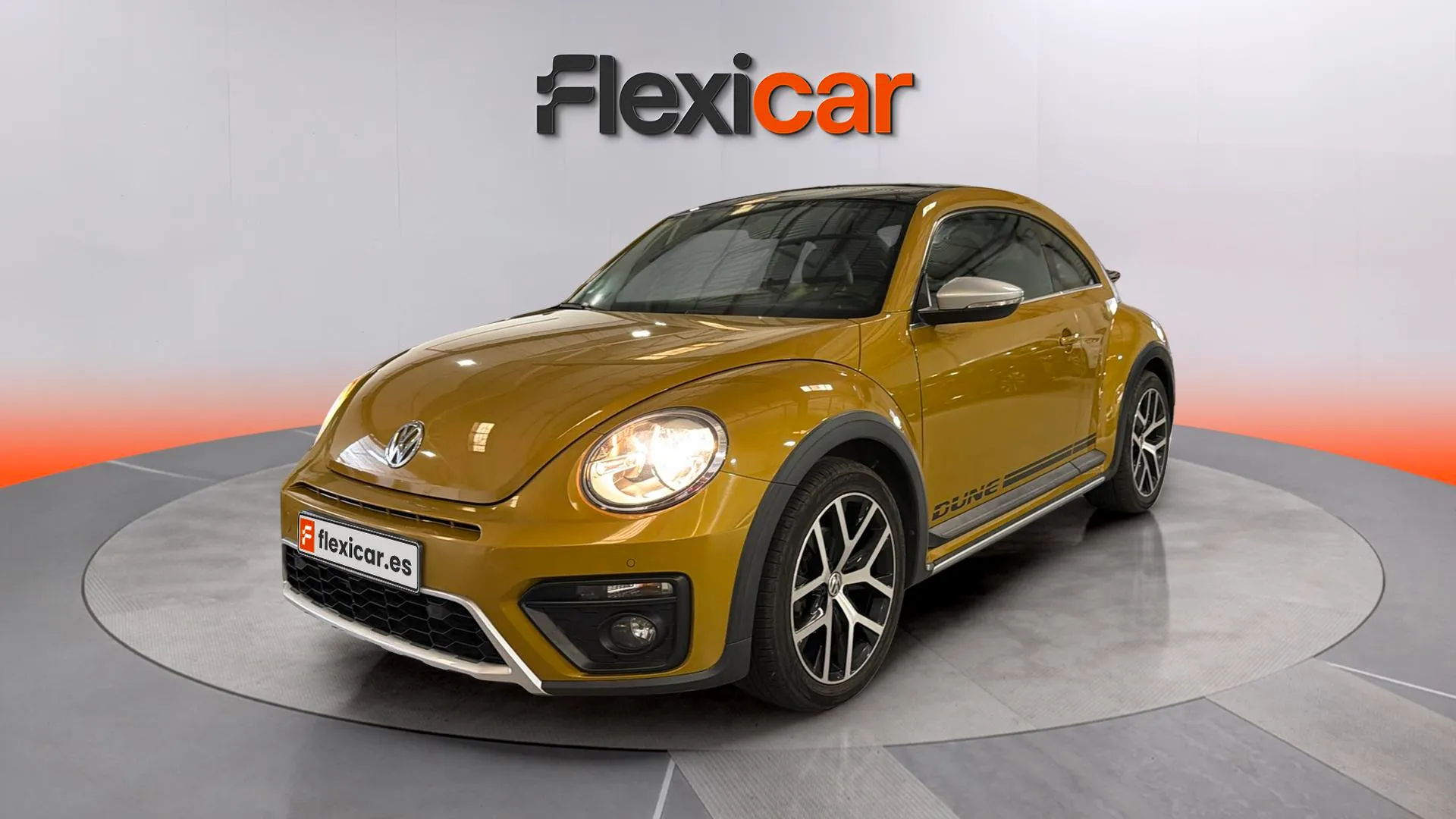 Volkswagen Beetle R-Line 1.4 TSI DSG - foto 3