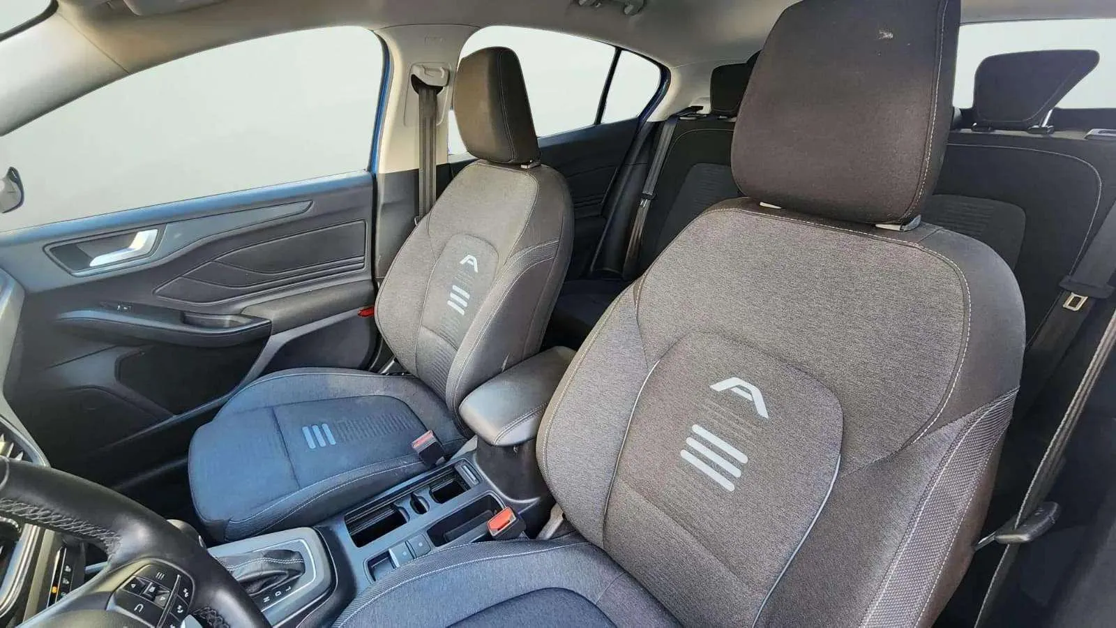 Ford Focus 1.0 Ecob. MHEV Active Des. SIP - foto 21