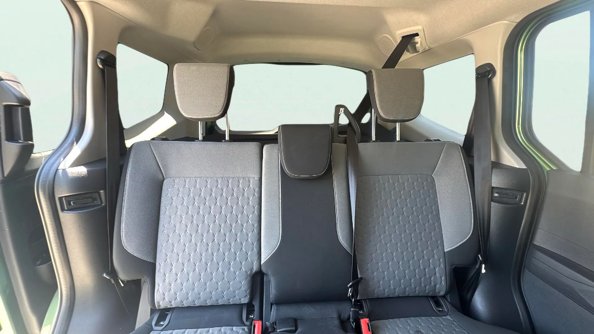 Ford Tourneo Courier 1.0 EcoBoost Active - foto 14