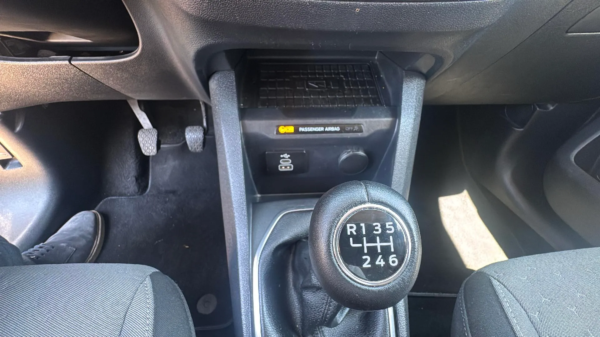 Ford Tourneo Courier 1.0 EcoBoost Active - foto 10
