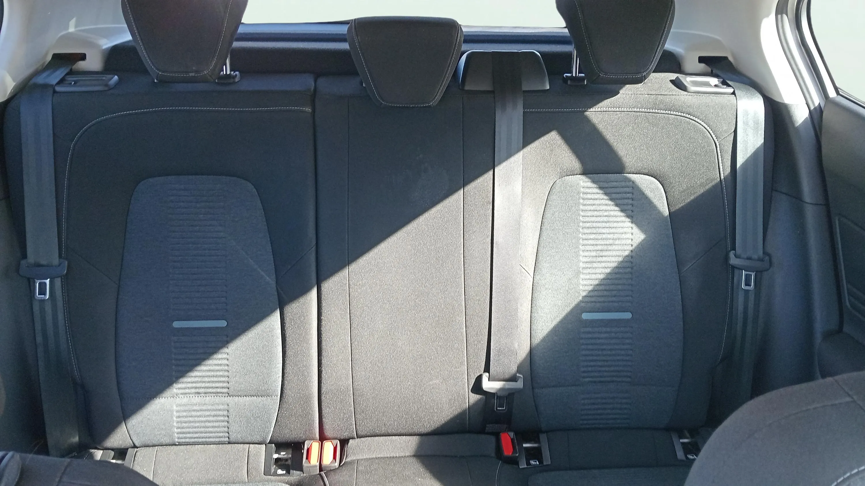 Ford Focus 1.0 EcoBoost MHEV Active - foto 19
