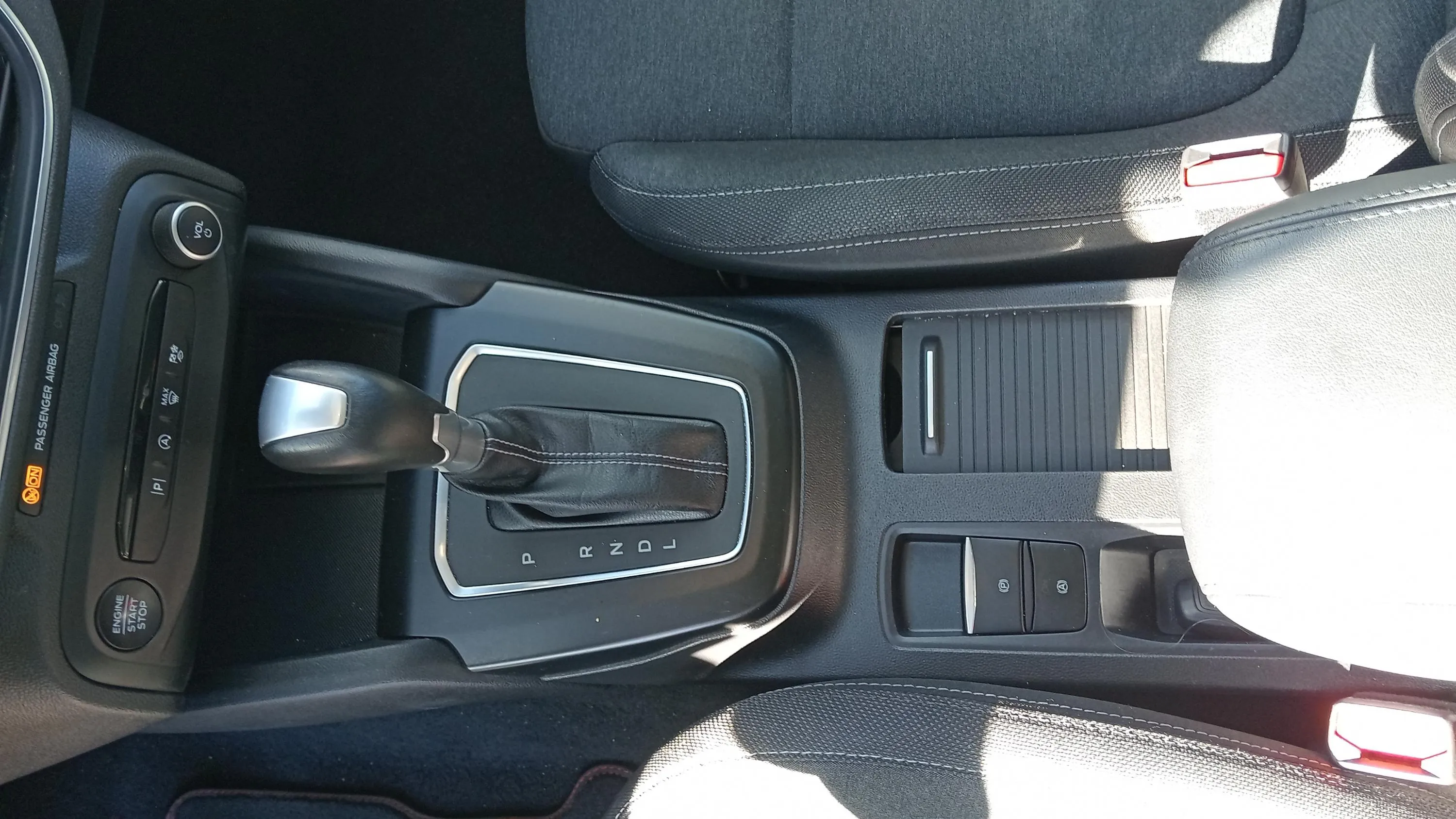 Ford Focus 1.0 EcoBoost MHEV Active - foto 23