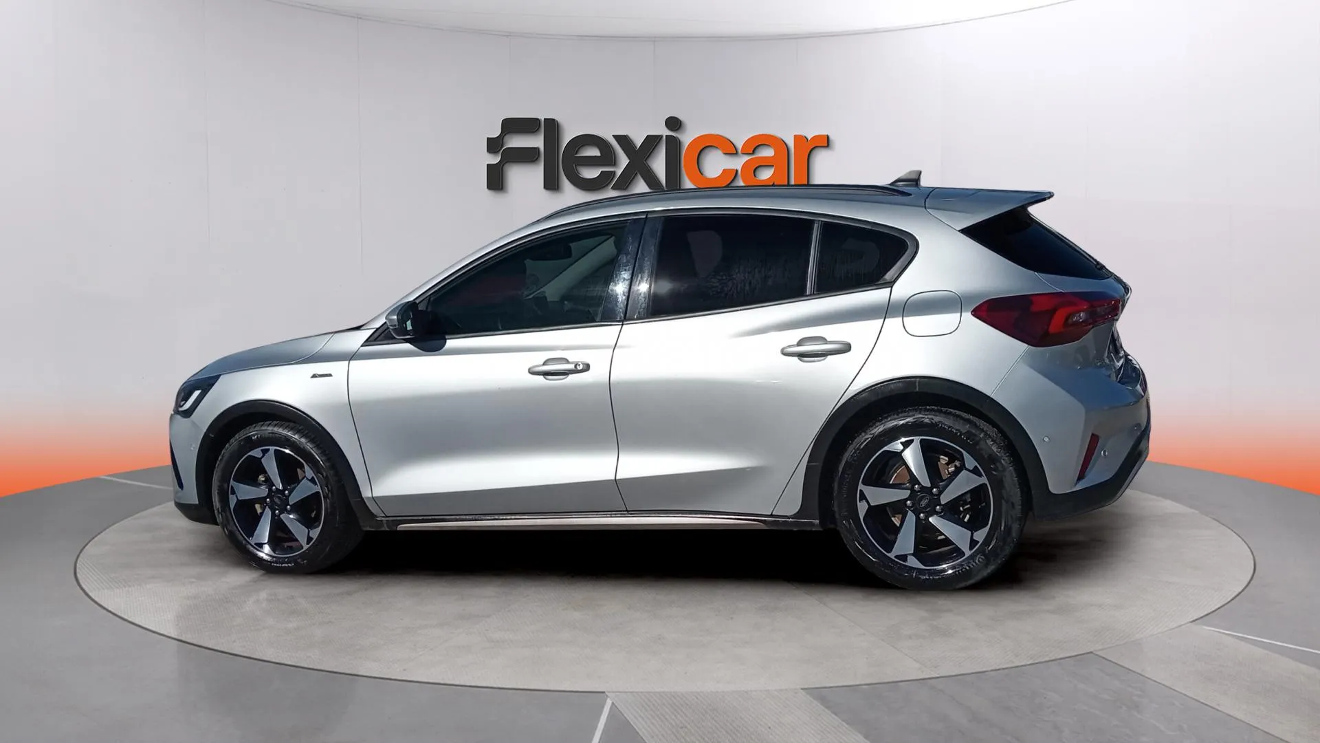 Ford Focus 1.0 EcoBoost MHEV Active - foto 7