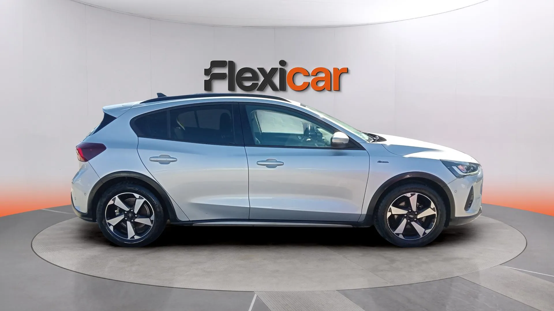 Ford Focus 1.0 EcoBoost MHEV Active - foto 12