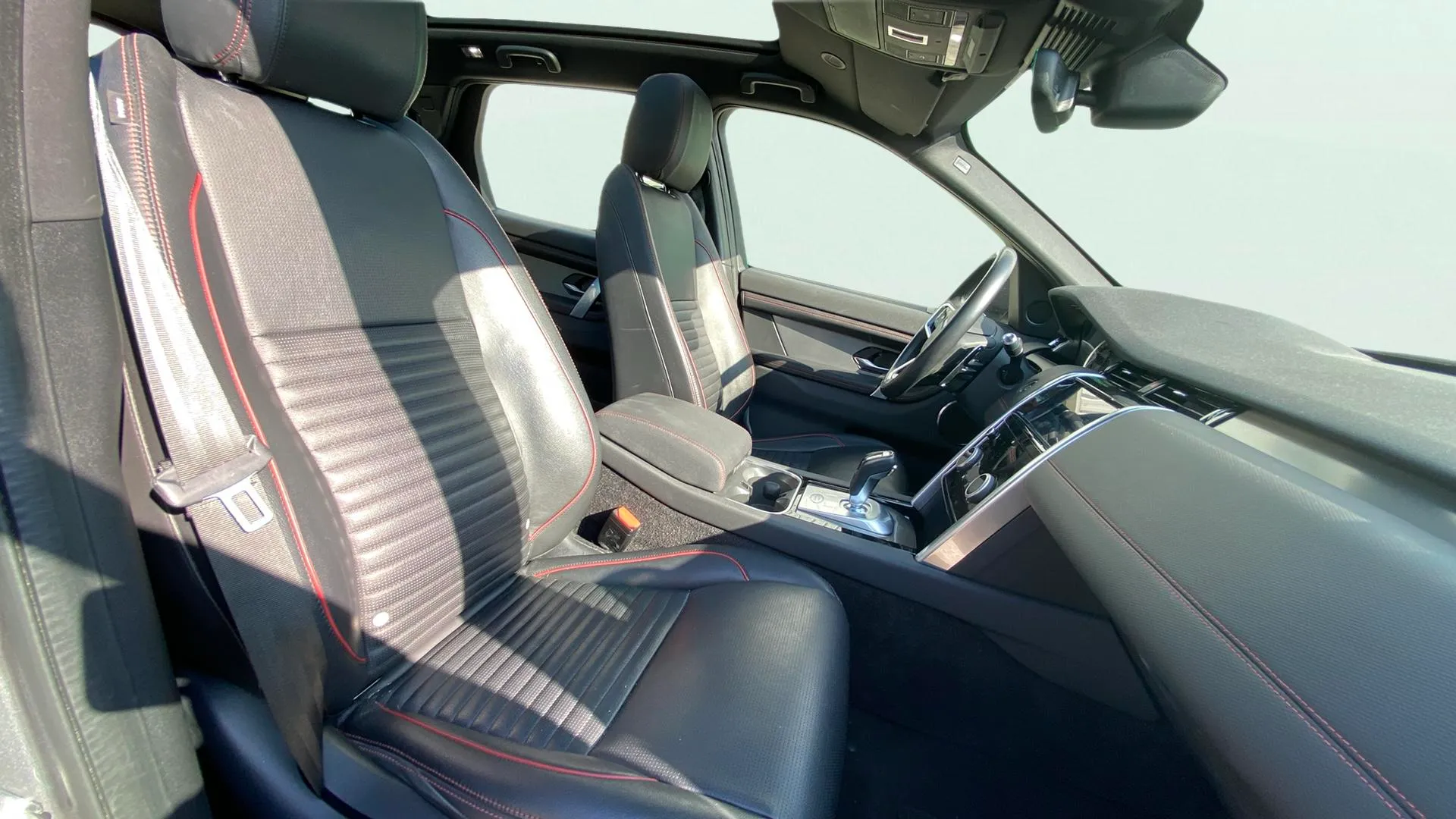Land Rover Discovery Sport 1.5 I3 PHEV AWD Aut R-Dynamic HSE - foto 23