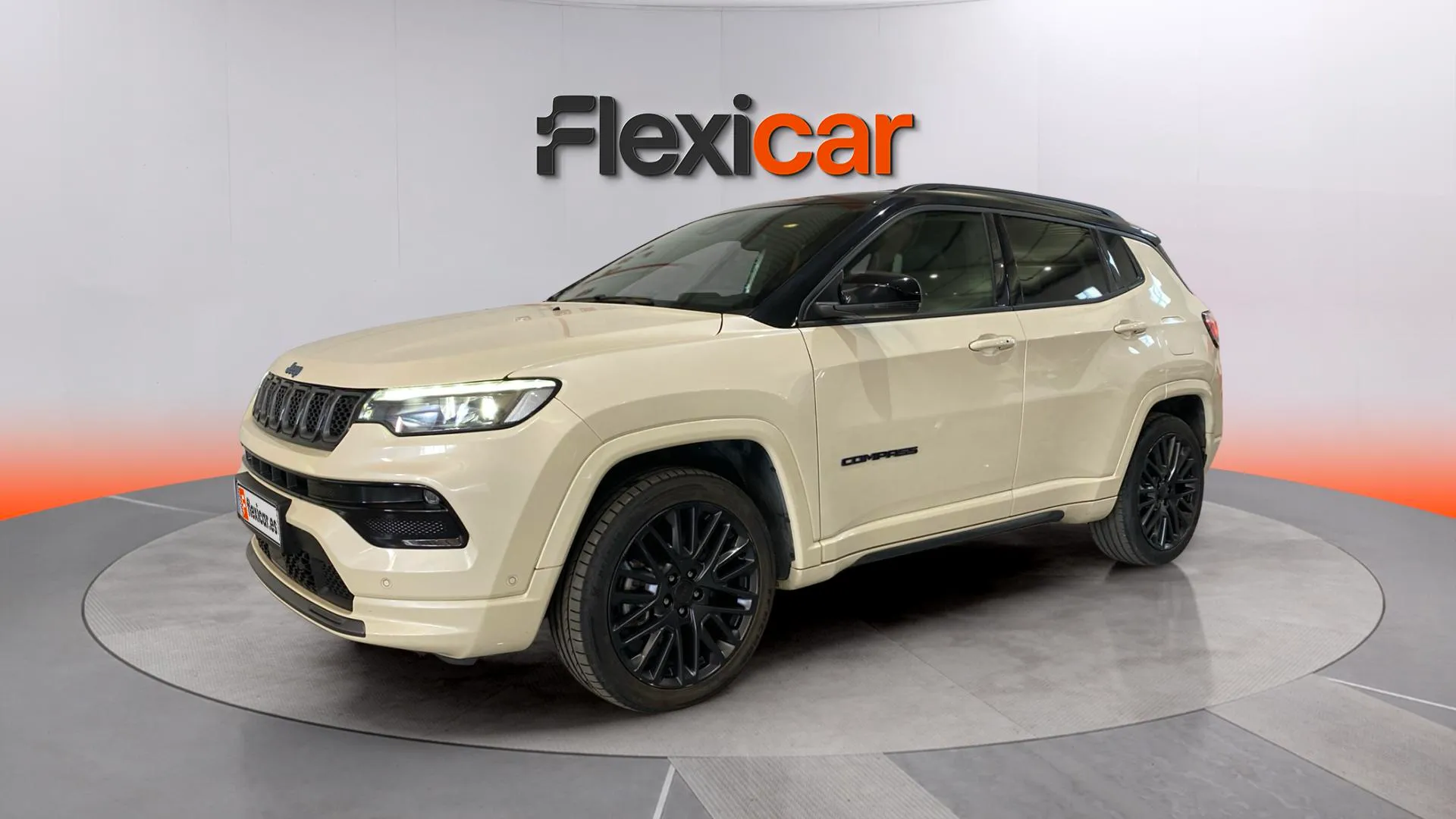 Jeep Compass 1.3 PHEV 80th AWD - foto 2