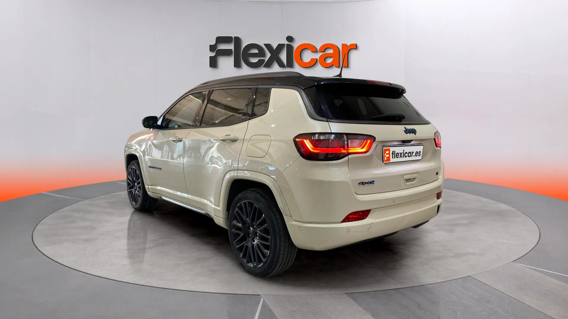 Jeep Compass 1.3 PHEV 80th AWD - foto 4