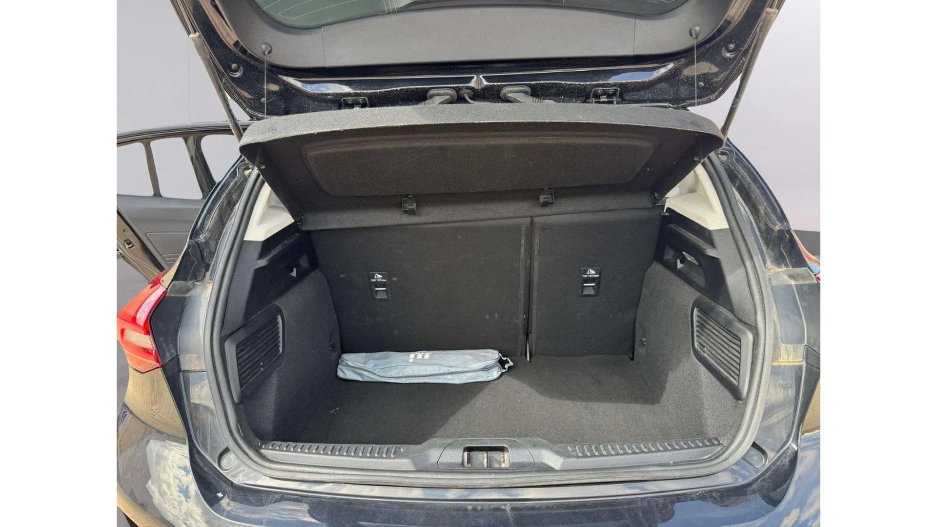 Ford Focus 1.0 EcoBoost MHEV Active - foto 23