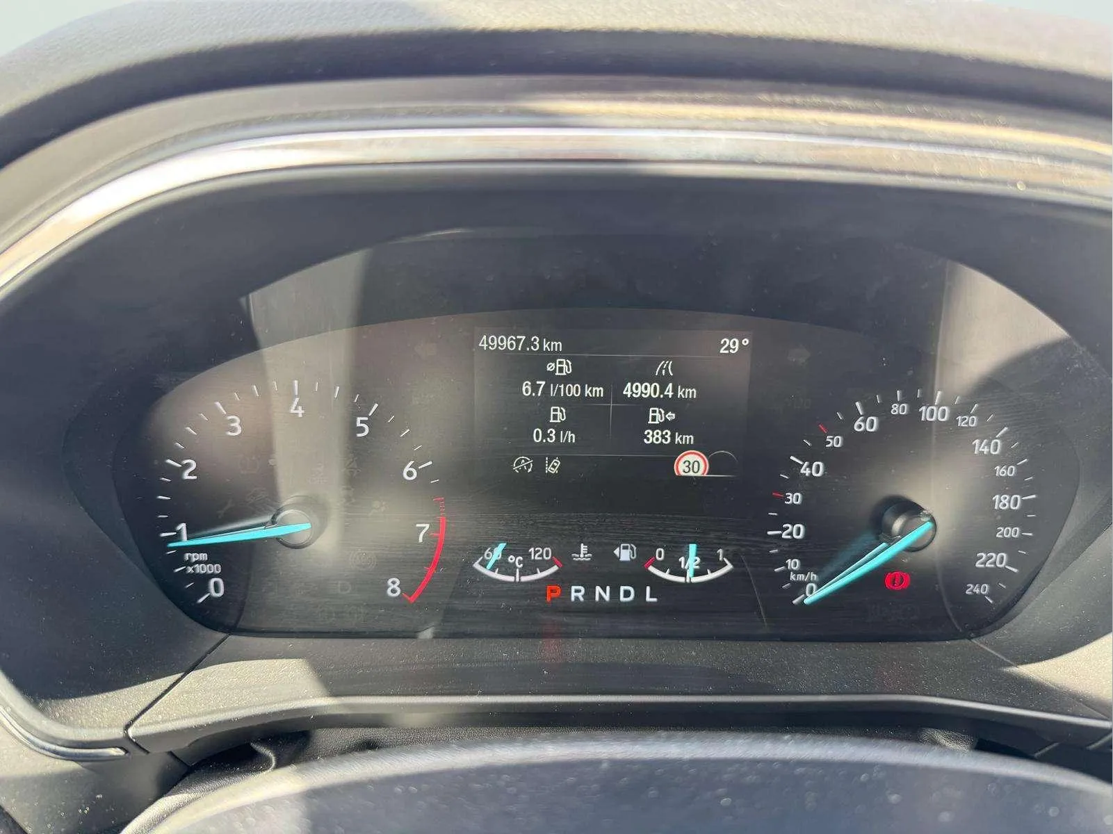 Ford Focus 1.0 EcoBoost MHEV Active - foto 12