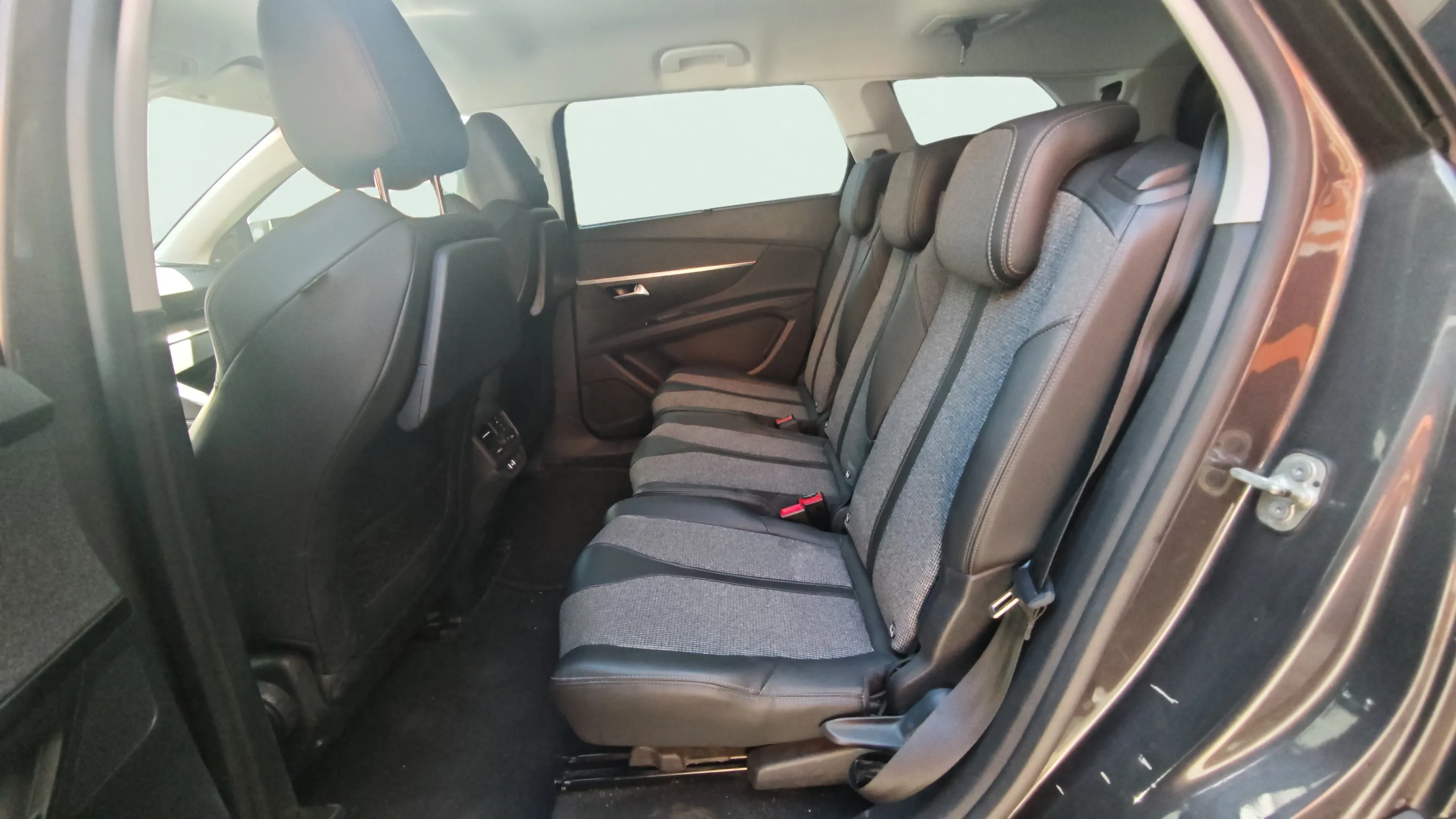 Peugeot 5008 Allure BlueHDi EAT8 - foto 13