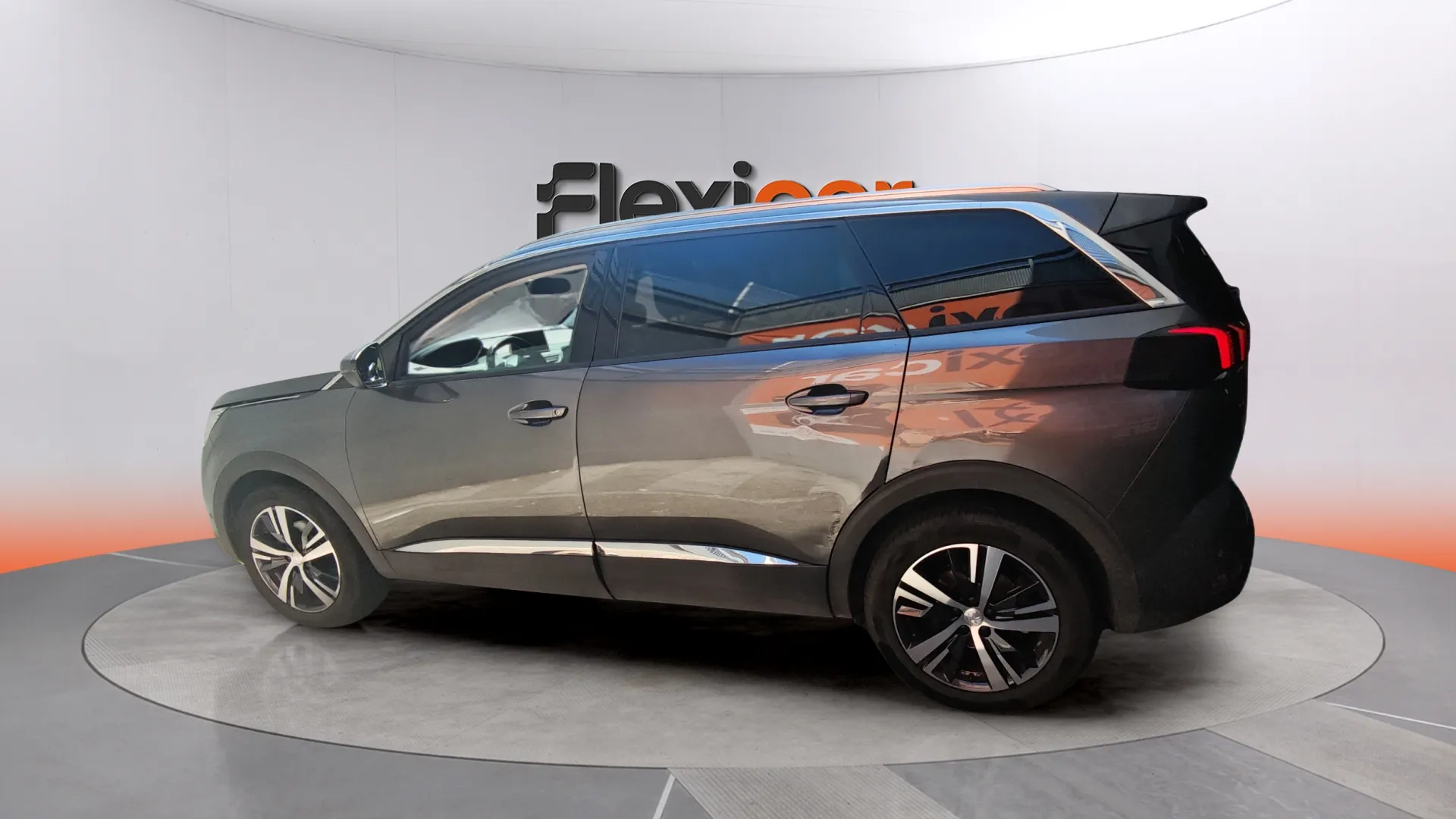 Peugeot 5008 Allure BlueHDi EAT8 - foto 5